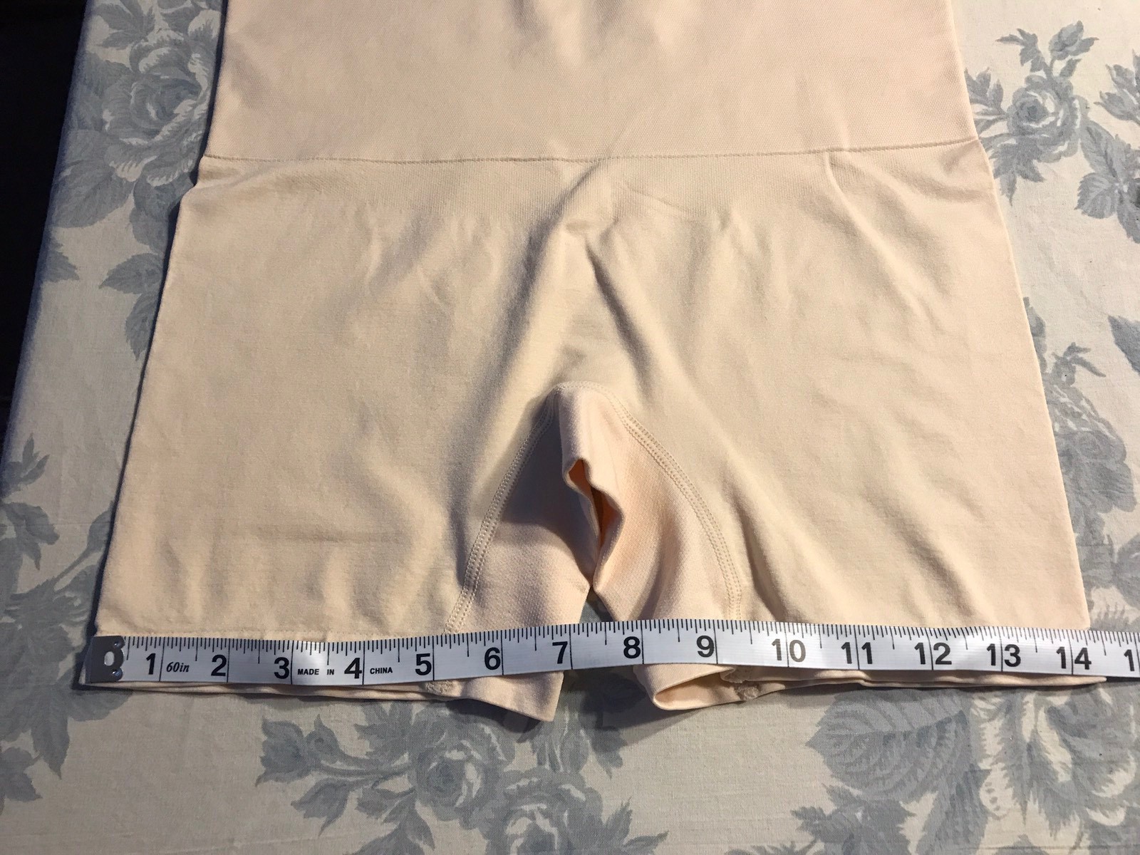 NWOT HSN Yummie Seamless H.Thomas Brief Boy Shorts – Nude – Panty Size – L/XL