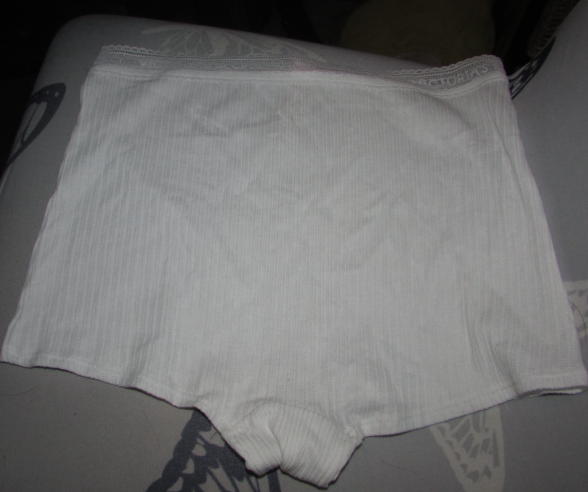 Victoria’s Secret Ladies Size Medium “High-Waist Boy Shorts”-NEW,With Tags