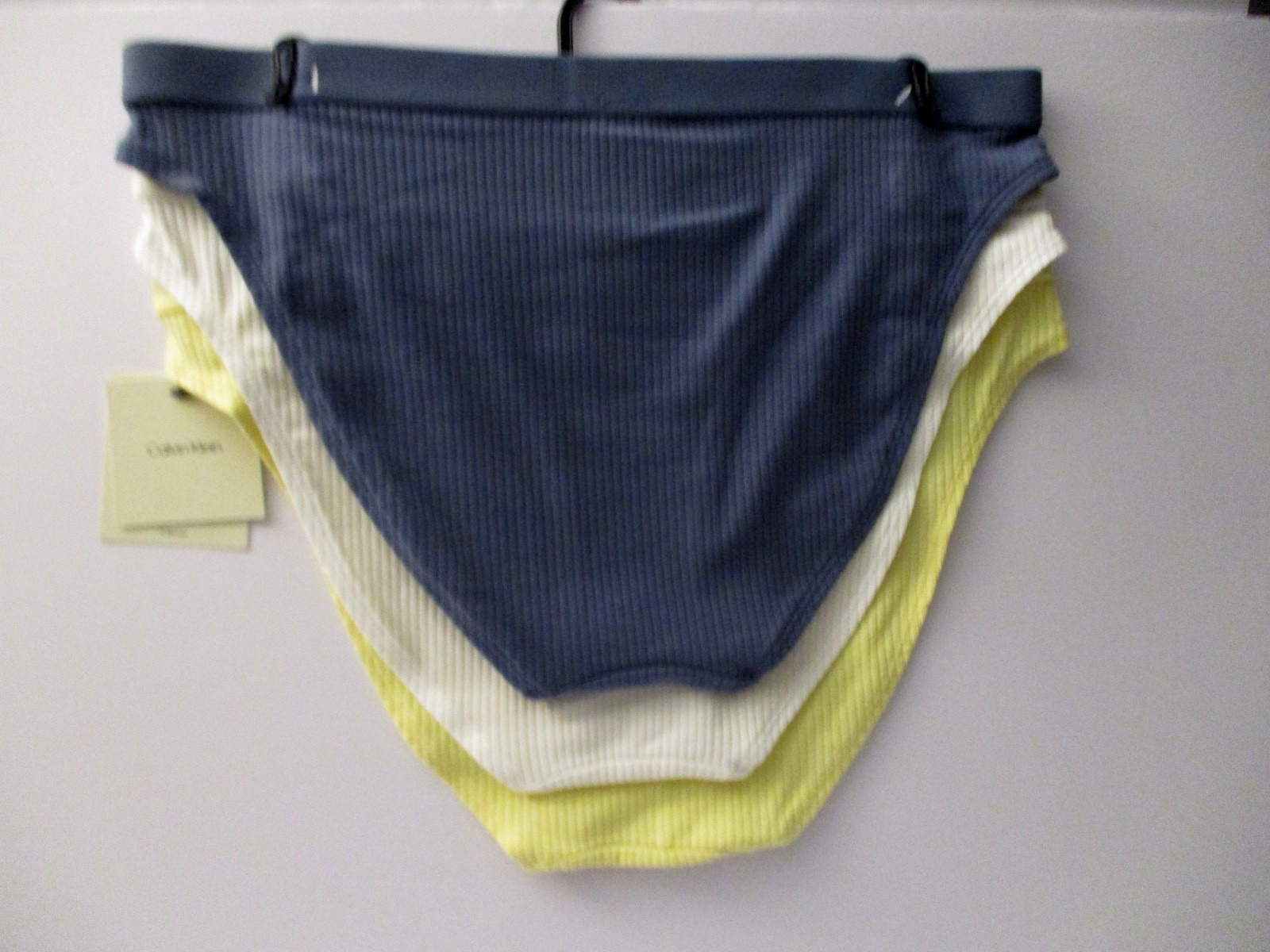 Calvin Klein women’s Bikini cotton stretch rib panties size Large 3 pair