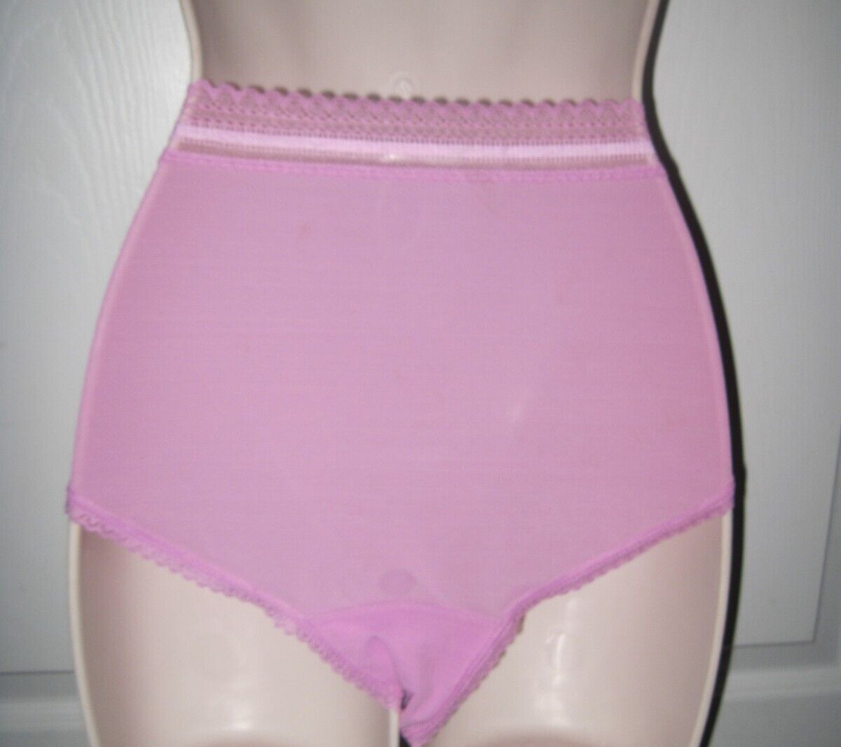 Auden Women XL Thong Panties Mauve Pink with Lace Trim Semi Sheer Fabric NWT