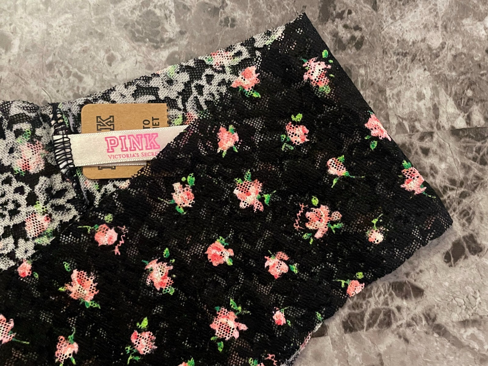 NWT VICTORIA’S SECRET PINK GREEN ROSE FLORAL LACE NO SHOW CHEEKSTER PANTIES