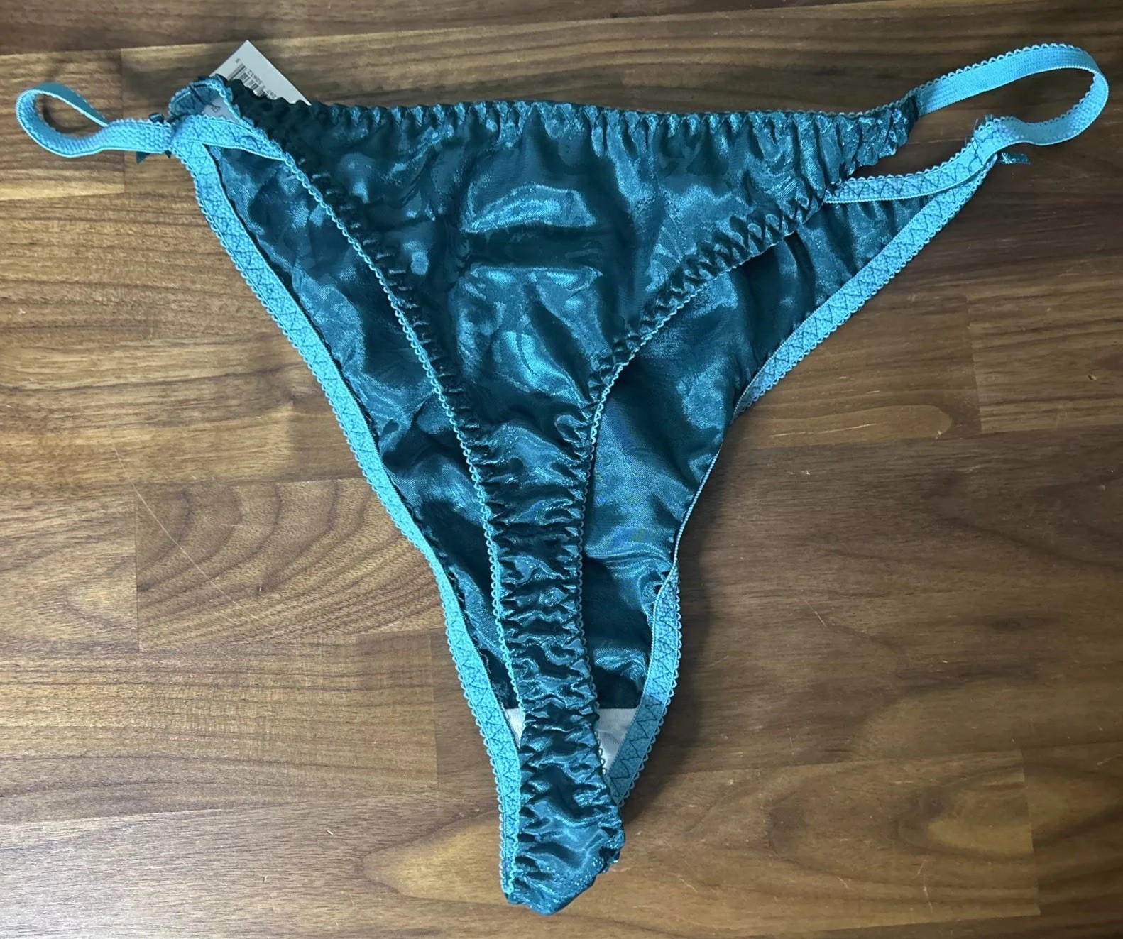 Vtg Simply Basic String Thong Panties Second Skin Shiny Satin Size 8 Green Flora