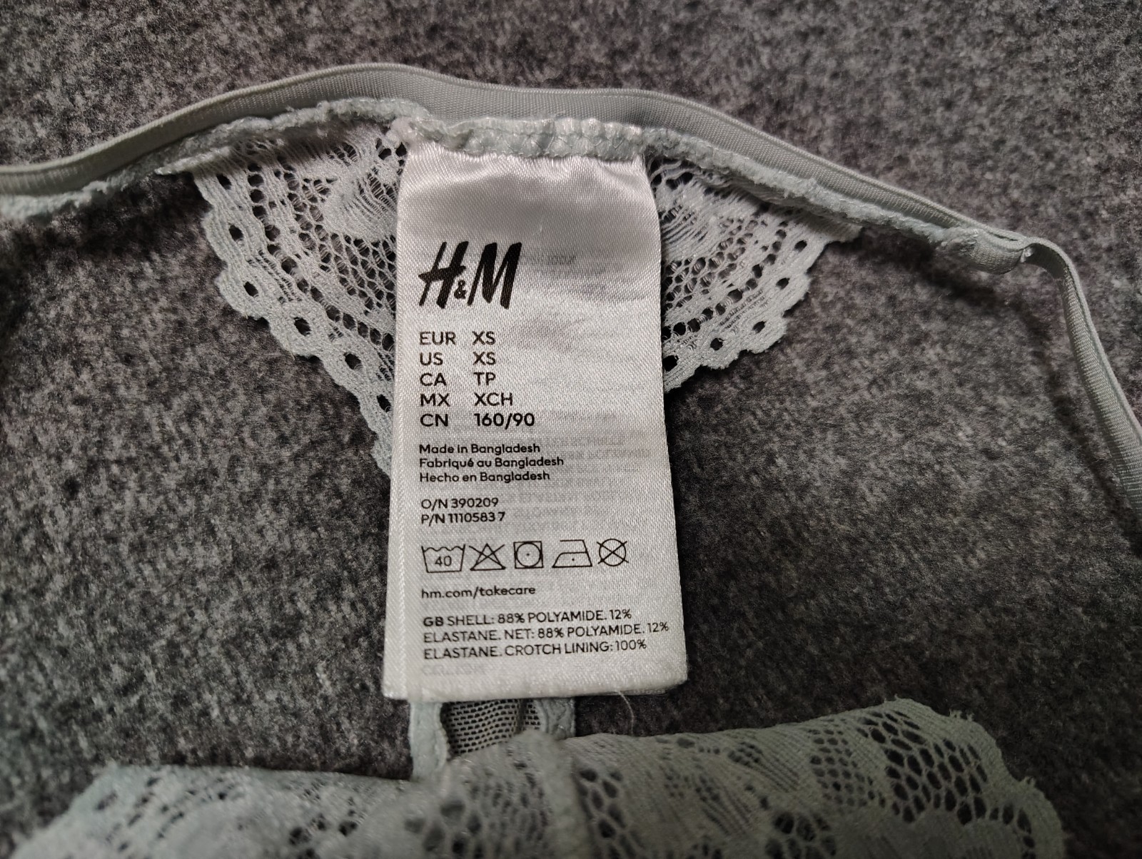 NWOT H & M lace Thong G string, Size XS-small, light green