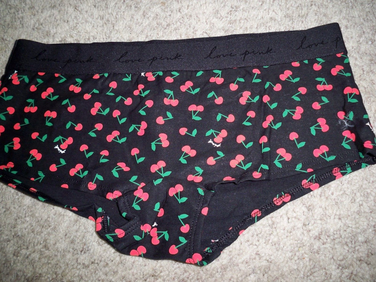 VICTORIAS SECRET BOYSHORT CHERRIES BLACK LARGE NEW