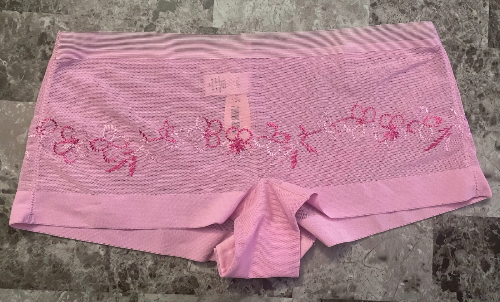 NWT VICTORIA’S SECRET M LAVENDER FLORAL EMBROIDERY VINTAGE RARE BOYSHORT PANTIES