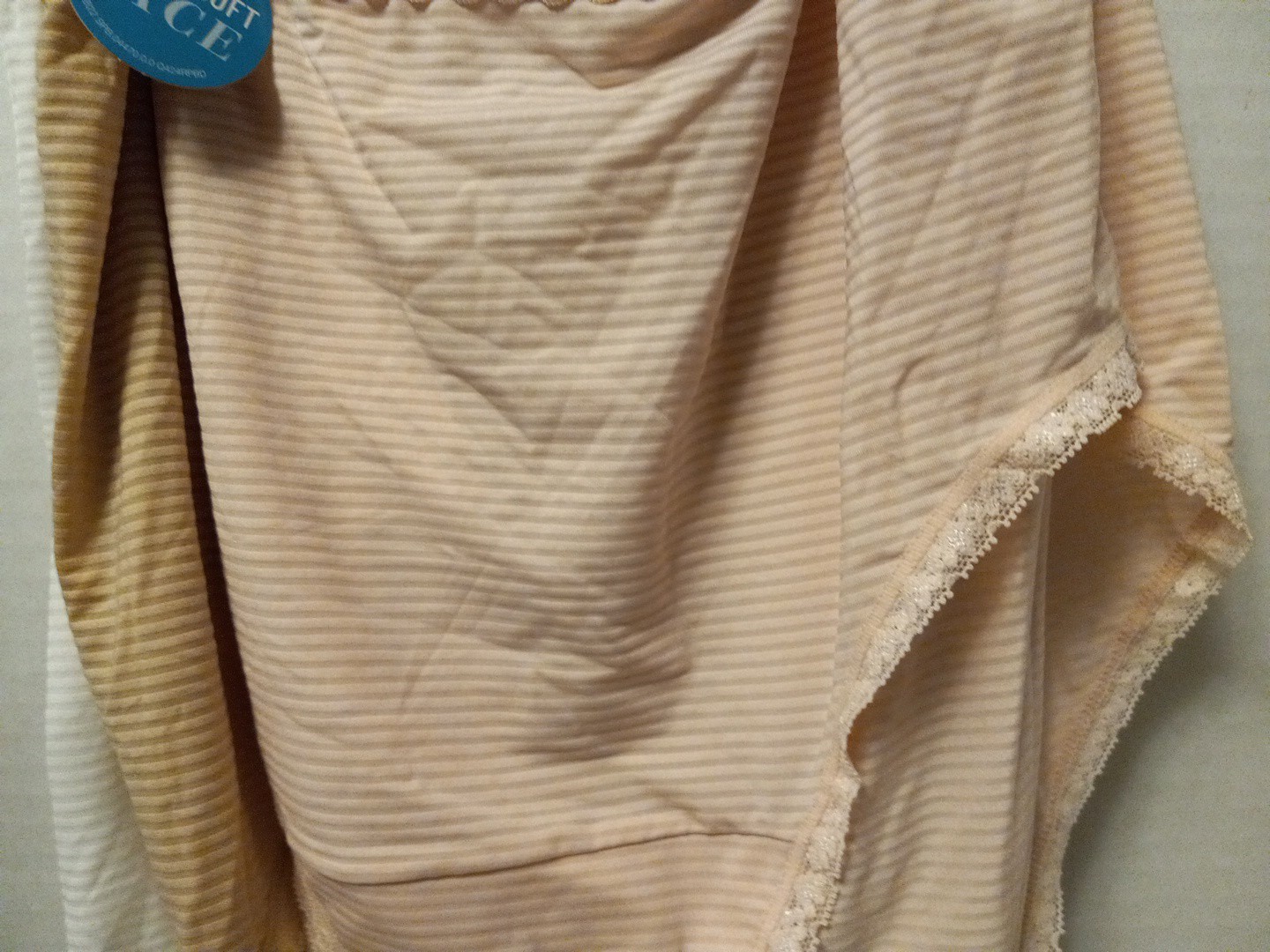 Women’s Light & Luxe 3 Pack Briefs 4XL/11 NWT