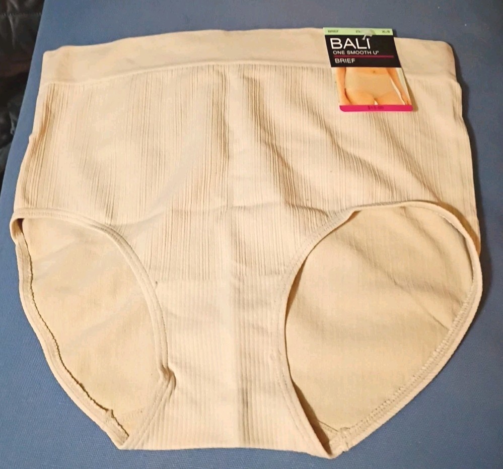 (NWT) BALI DF2361 One Smooth U All-Around Smoothing Brief Panty XL/8 Beige NUDE