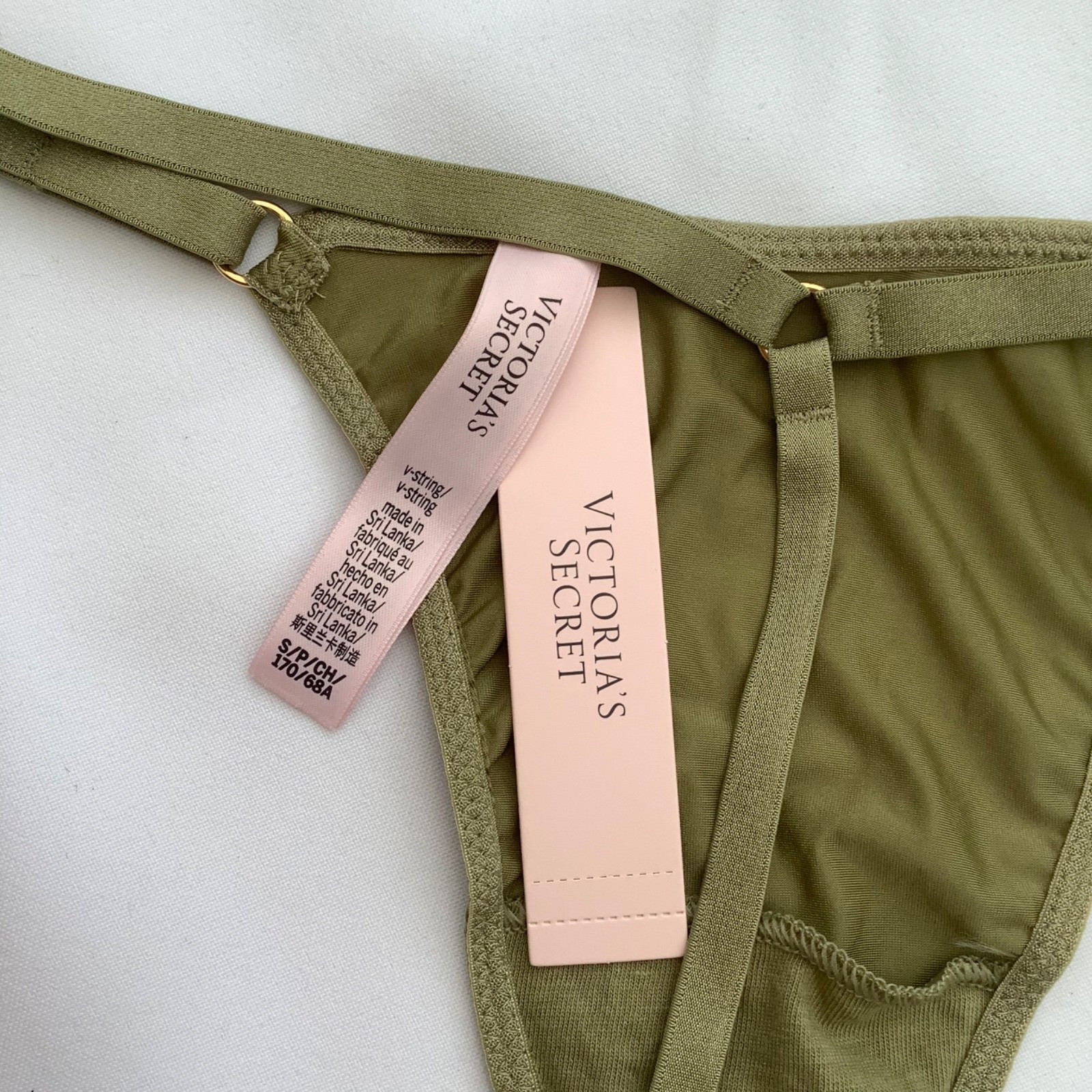 Victoria’s Secret Very Sexy Pale Khaki Smooth V-string Thong Panties Size S BNWT