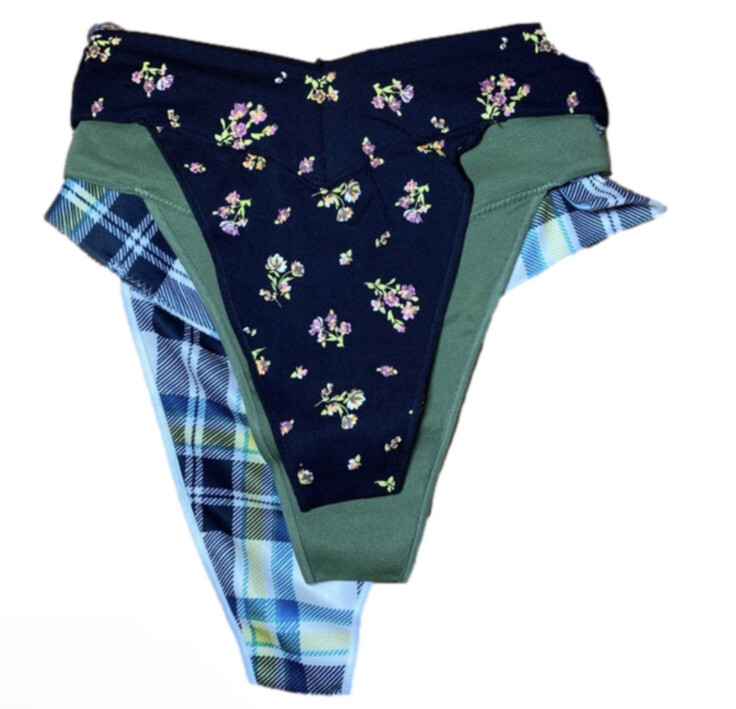 Arizona Body 3Pack thong seamless floral/plaid size XXL