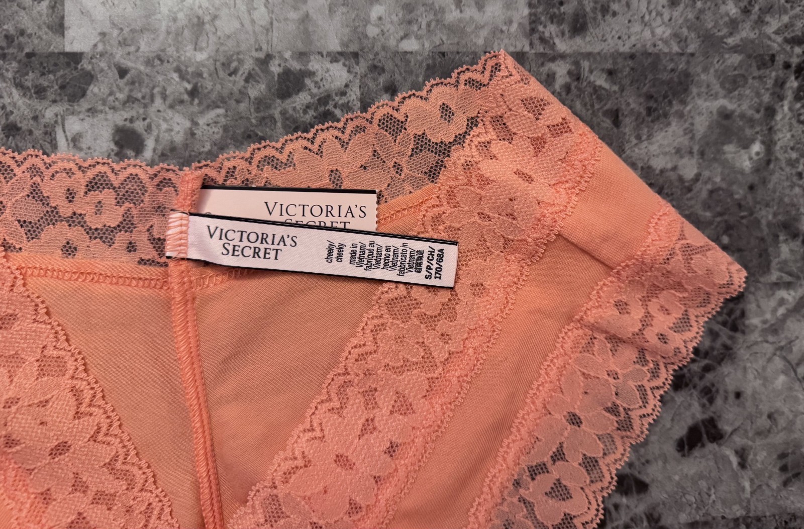 NWT VICTORIA’S SECRET SMALL PEACH ORANGE FLORAL LACE TRIM RARE CHEEKY PANTIES