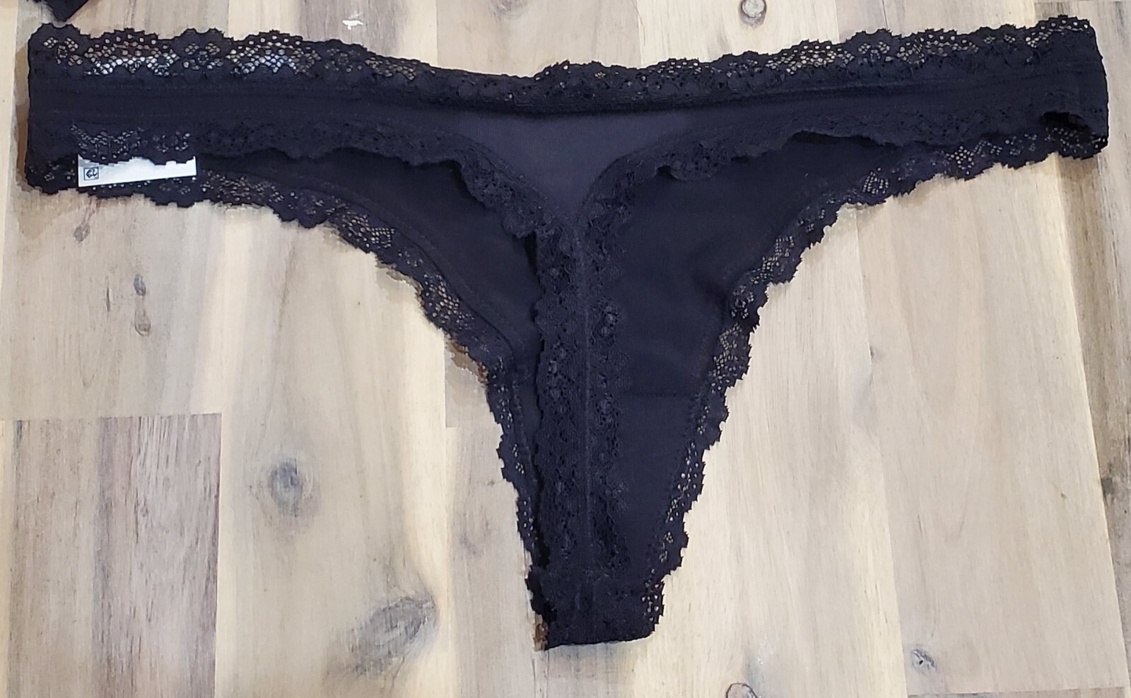 4 Pair Jenni by Jennifer Moore Size Large 95% Cotton Thong Panties Black/Grey