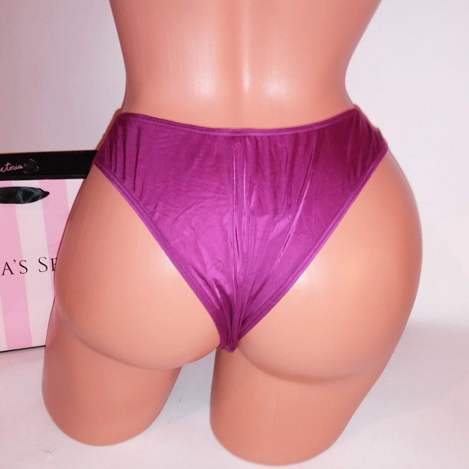 Victoria Secret Panty Brazilian Solid Fuchsia Gold V Bars Very Sexy New