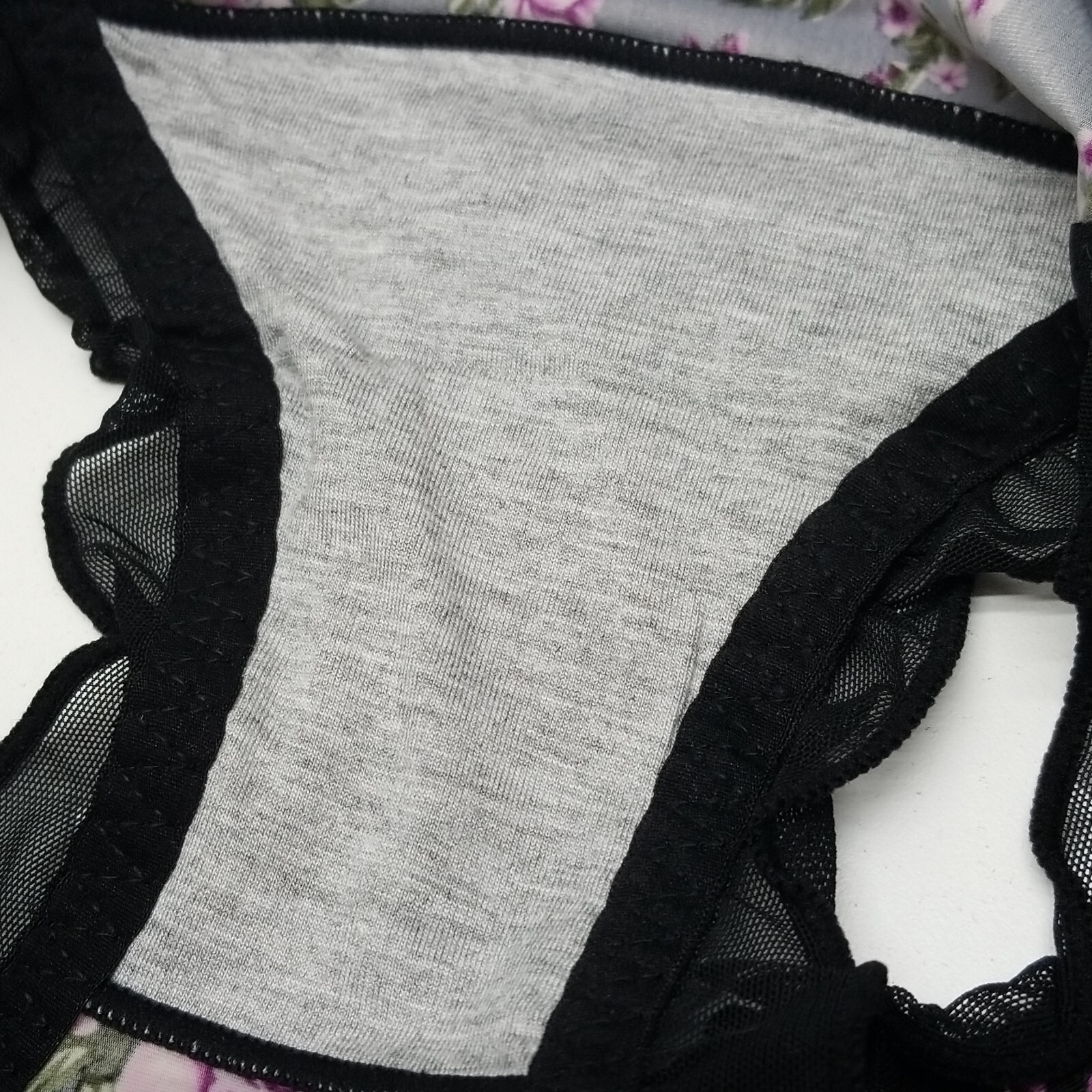 Floral Black Mesh Ruffle Lace Underwear Panties Size M – L Romantic Flowers