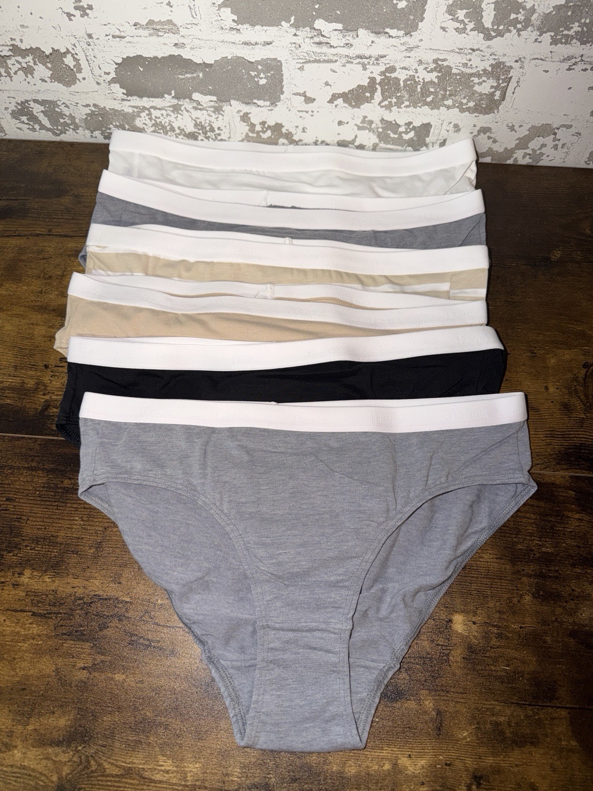 NEW! 6 pair of HANES Brief Underwear – Gray Black Beige White – Size 14