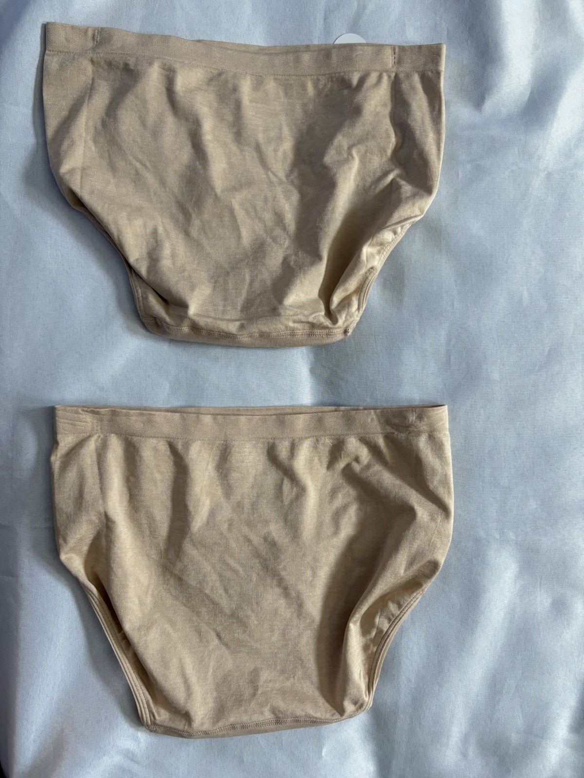 NEW Jockey Smooth and Shine Seamfree Heathered Hi Cut Panty 2 Pair Women Medium