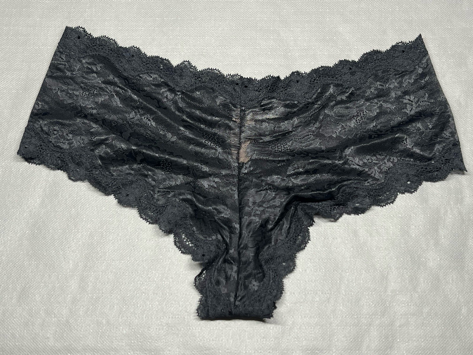 RARE VTG 2011 Victorias Secret Silky Black Rose Cheeky Boy Short Panty L New