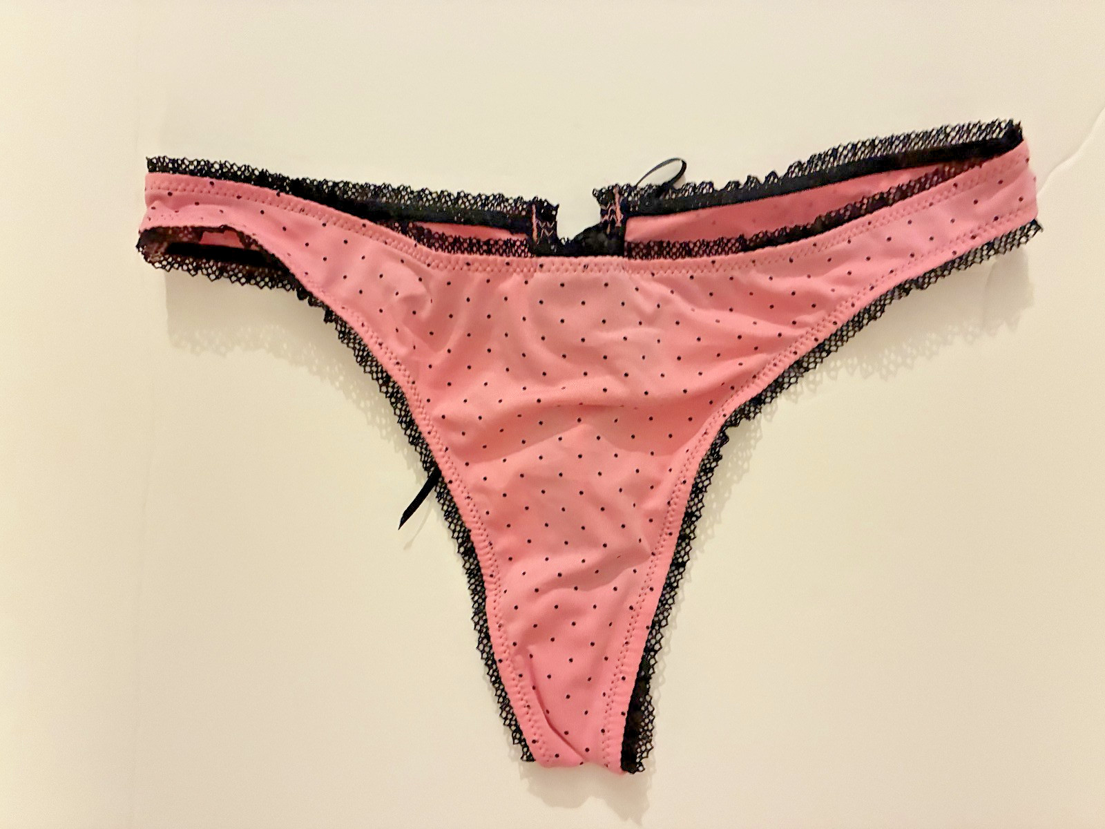 Victorias Secret Sexy Little Things Low Rise Thong S Pink Polka NWOT
