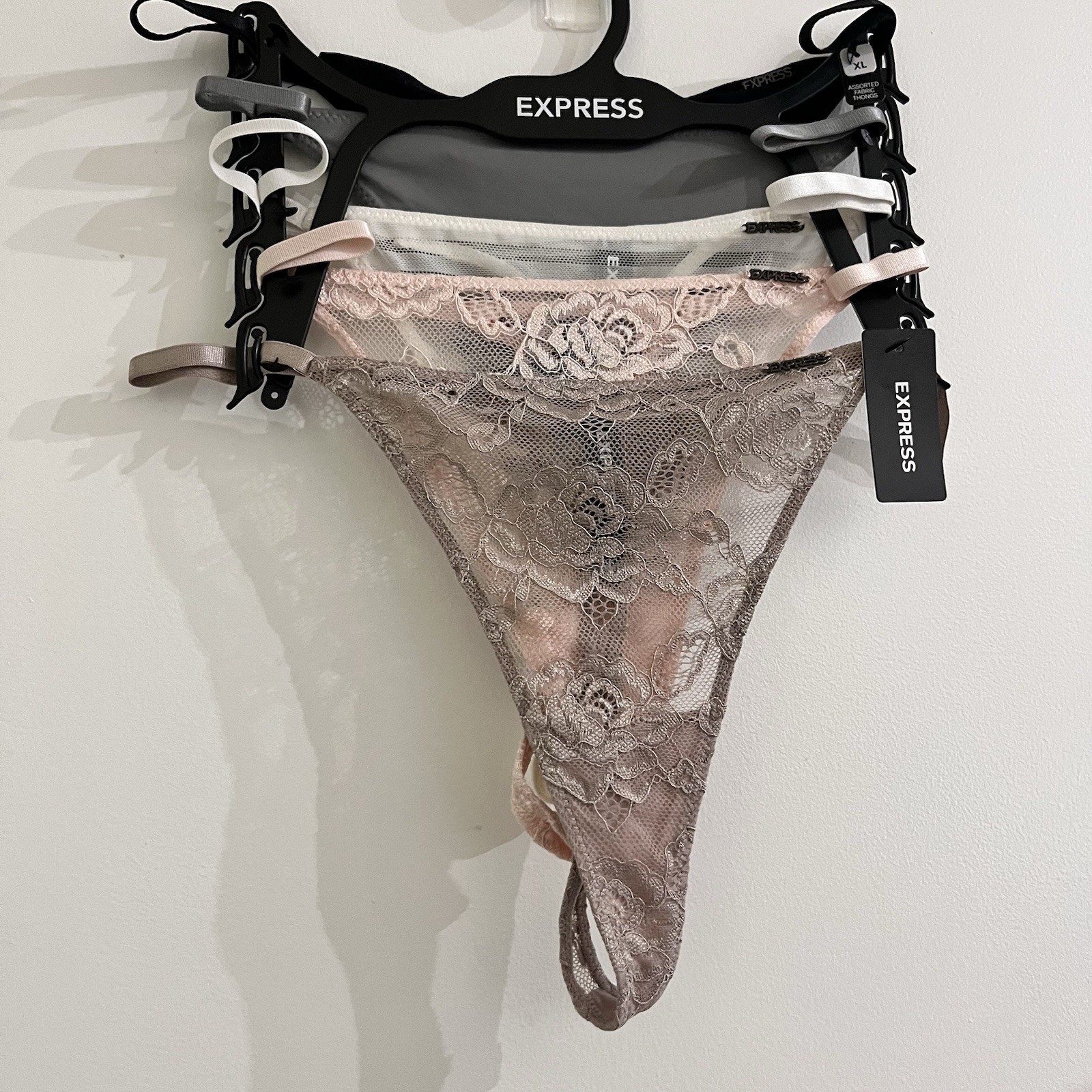 EXPRESS Floral Lace V String Thong Panty XL set of 5 NWT Beige Pink White Black