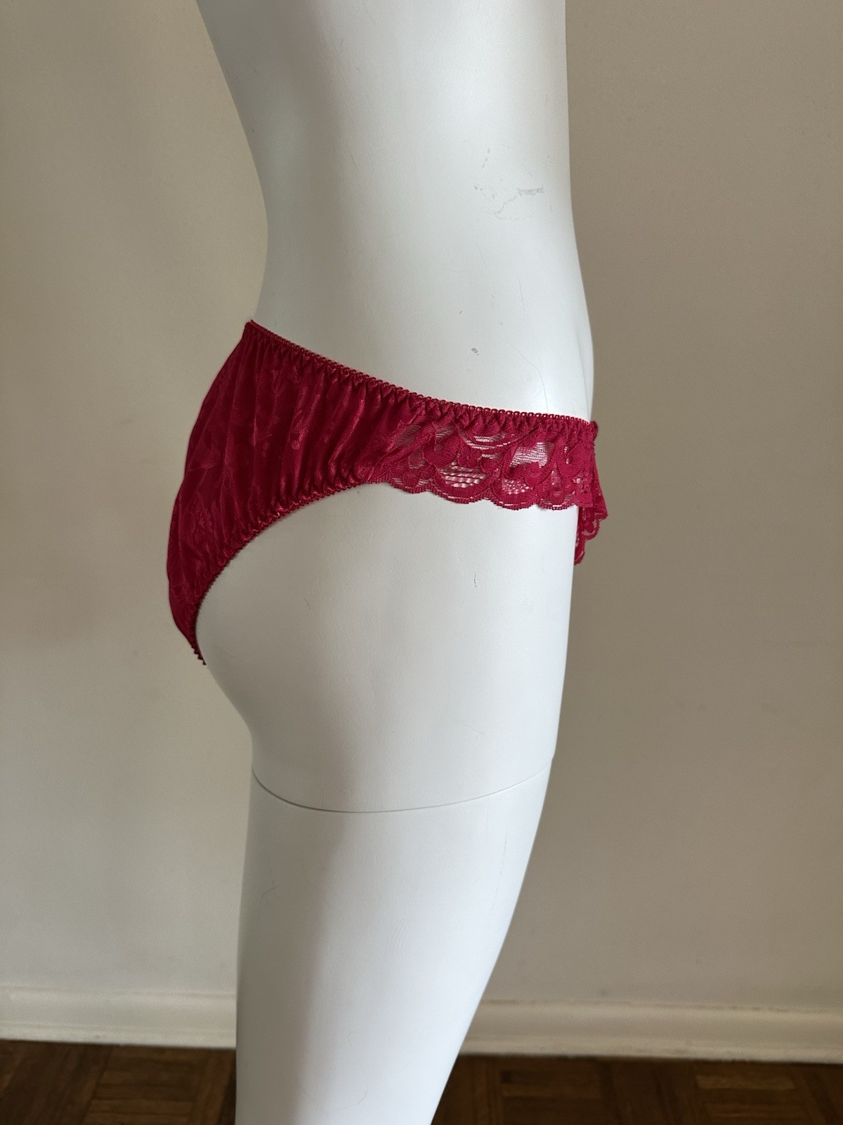 Victoria’s Secret Gold Label Red Satin Jacquard Bikini Panties Lace Trim Rose M