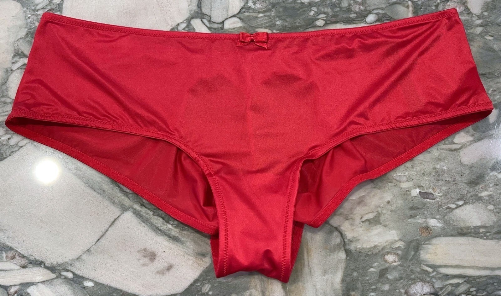 NEW Victoria Secret Very Sexy Open Heart Cheeky Panty – Lipstick Red – XL