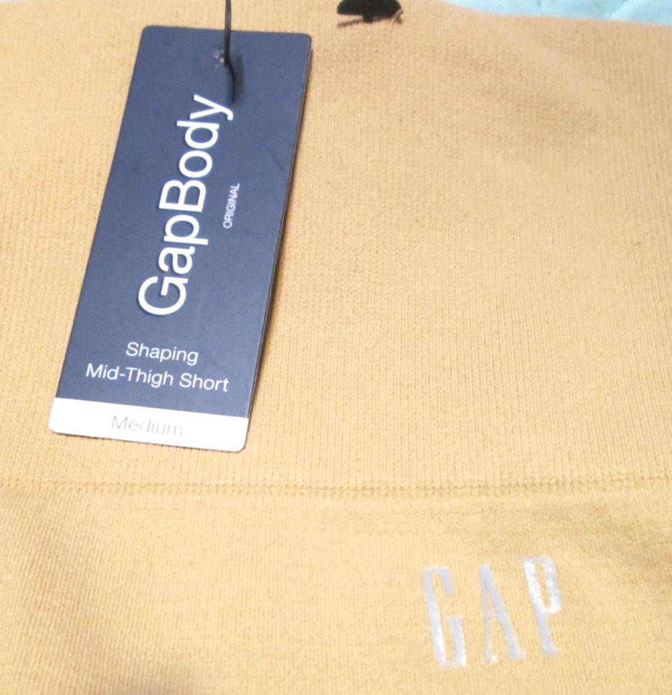 Gap Body Seamless Shaping Mid Thigh Short-NWT-BEIGE-SZ M-sits natural waist