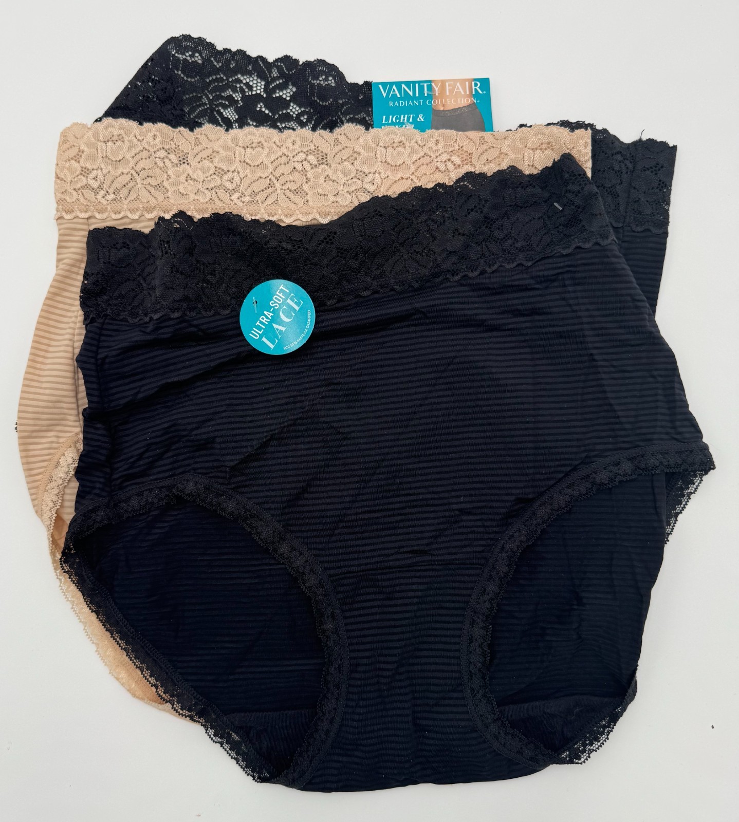 Womans Size L/7 VANITY FAIR pk 3 Light & Luxe Lace Underwear NWT