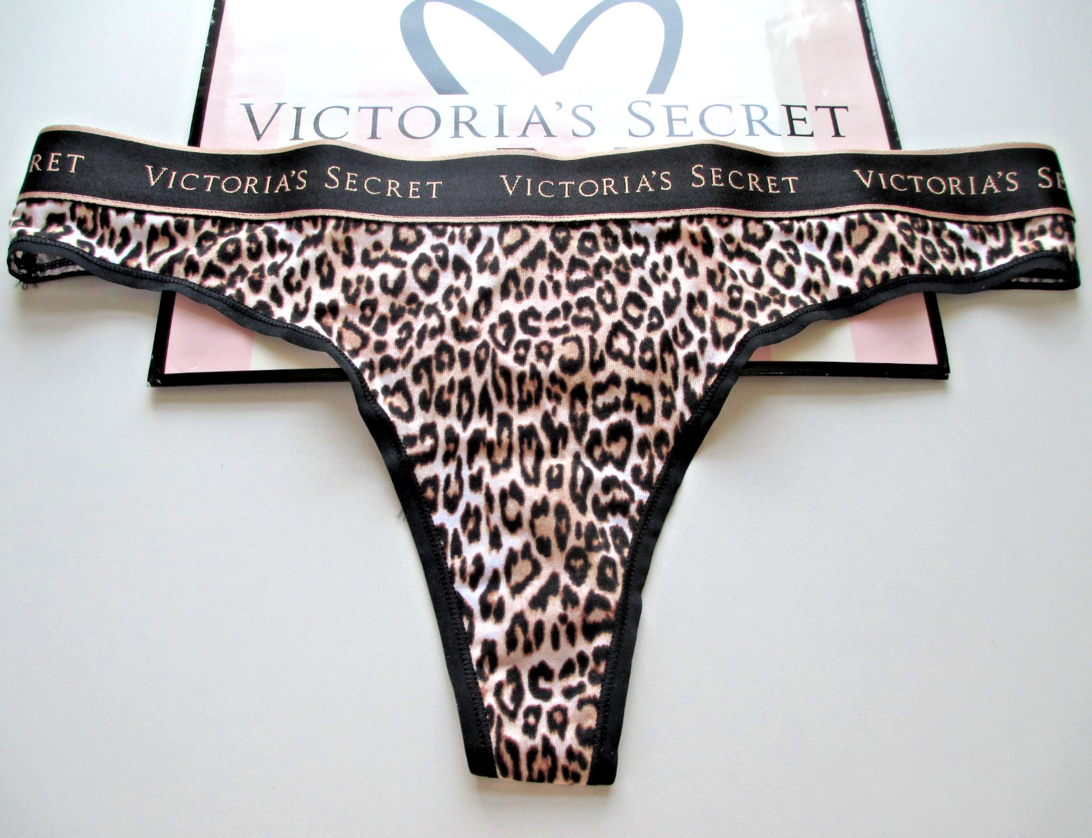 VICTORIA’S SECRET Cotton Logo Thong Panty VS Leopard L XL Elastic Waistband NWT