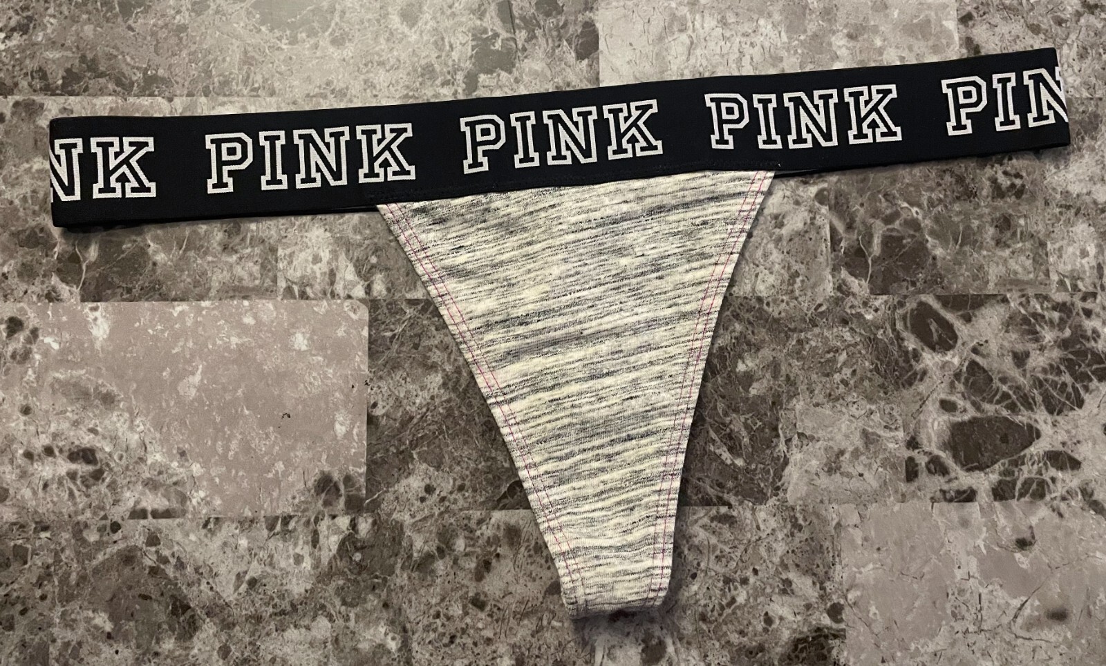 NWT VICTORIA’S SECRET PINK M GRAY MARL THICK LOGO WAISTBAND RARE THONG PANTIES