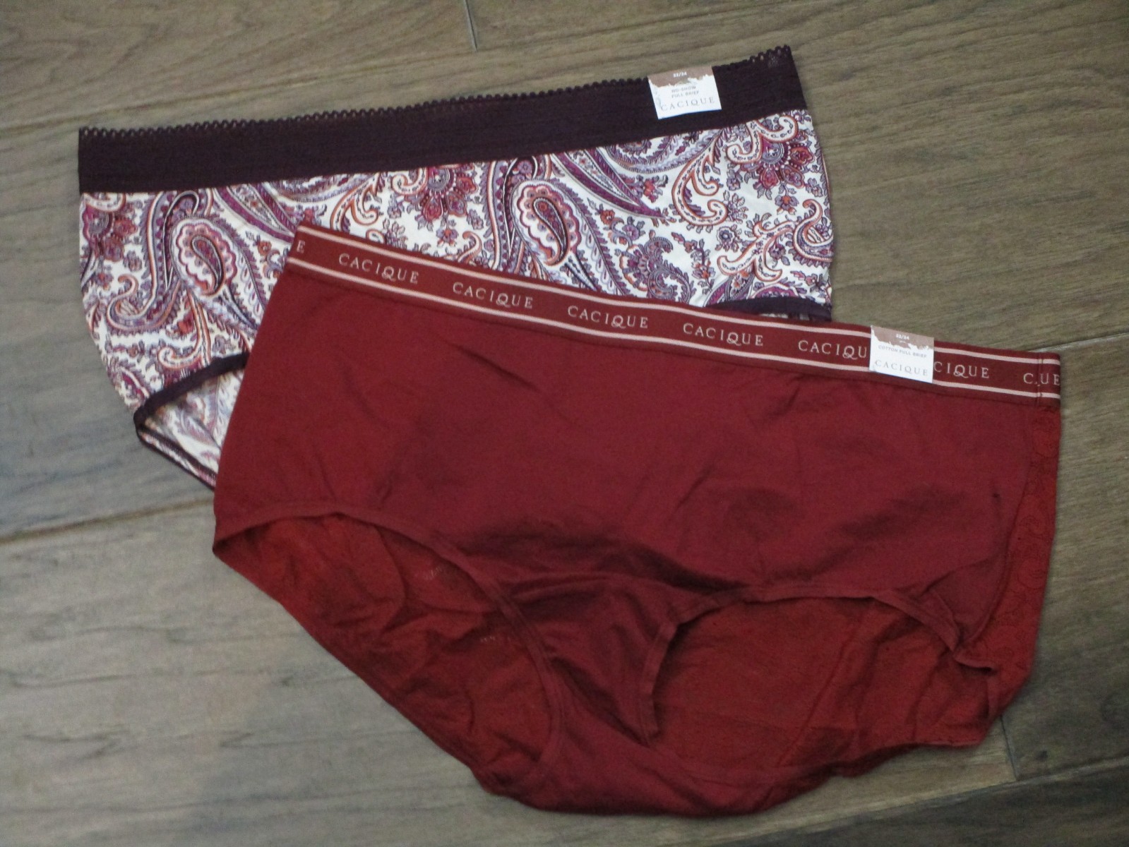 2-PACK CACIQUE FULL BRIEF PANTIES IN PAISLEY/RED COTTON LACE BACK SIZE 22/24
