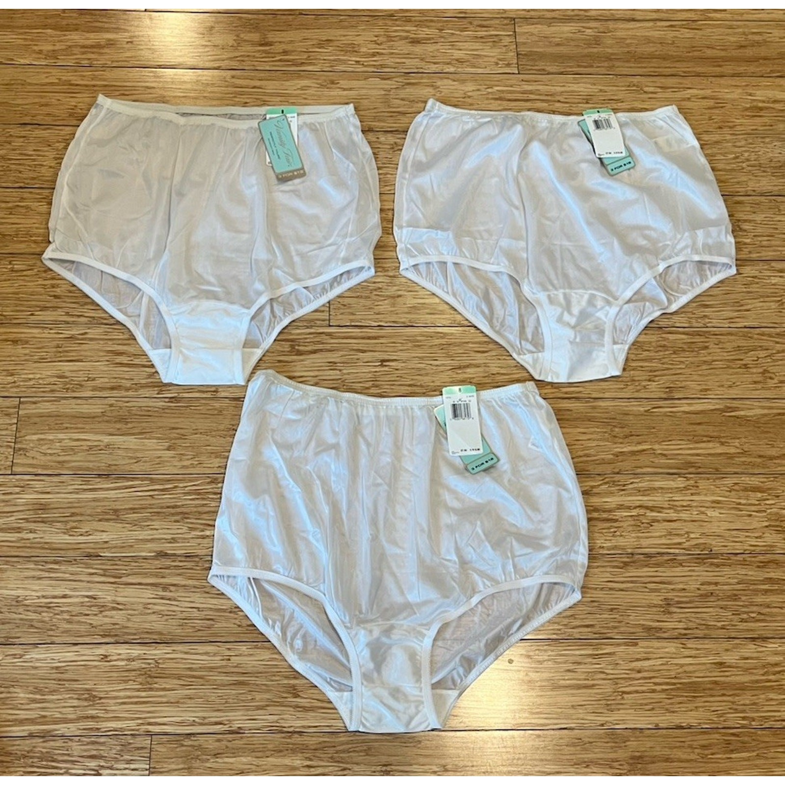 NWT Lot Of 3 Vanity Fair Perfectly Yours Ravissant Star White Brief Panties 8 XL