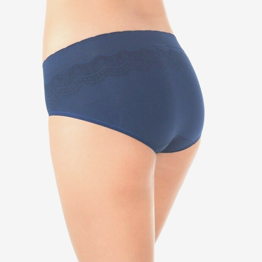 Vanity Fair No Pinch No Show Seamless Hip Brief 18170, various colors and sizes