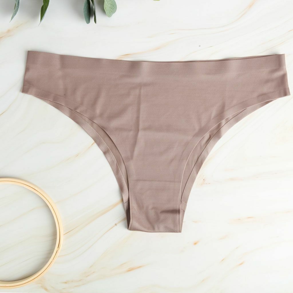 Womens 1-3X Ice Silk G-string Briefs Panties Seamless Thongs Underwear Lingerie