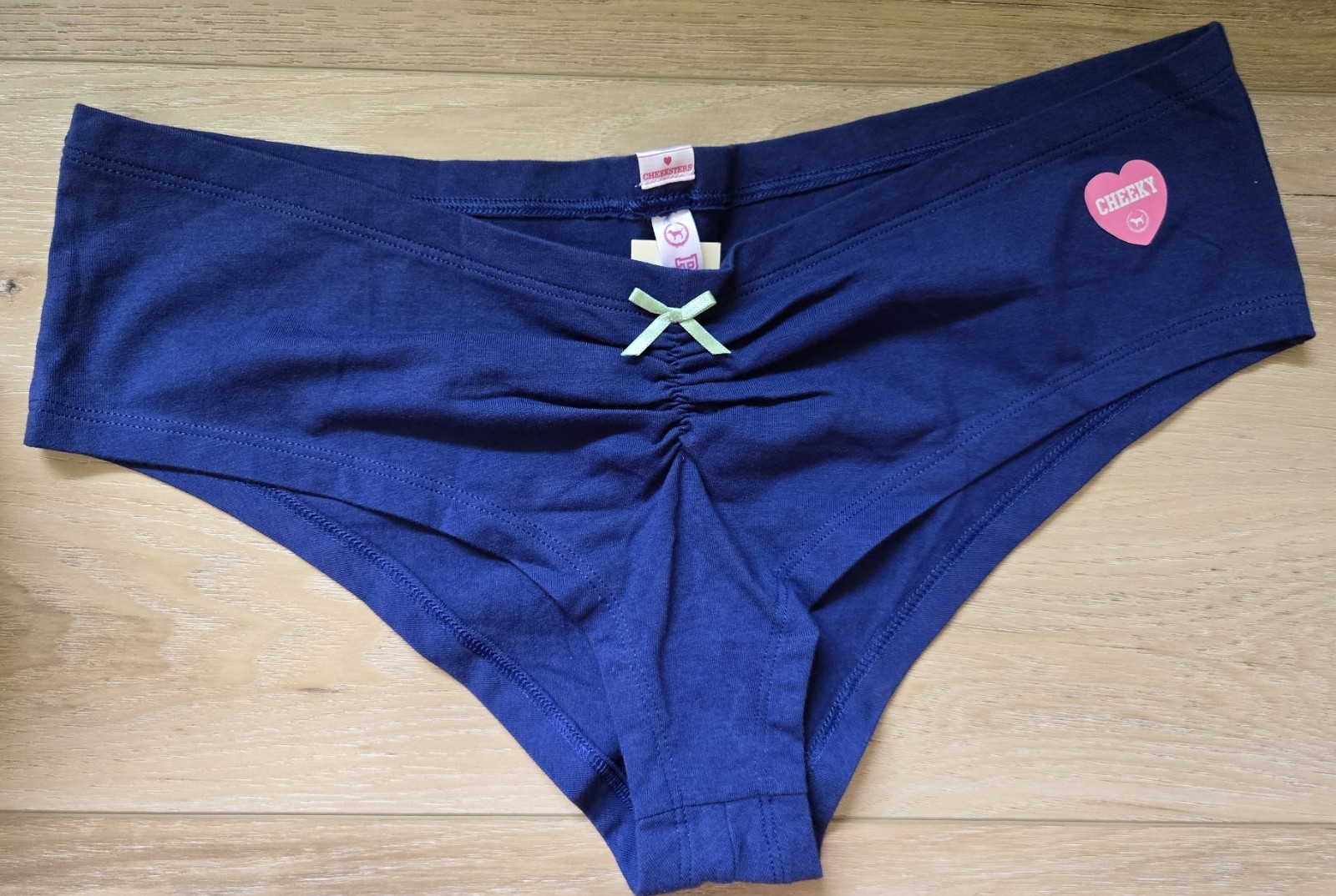 NWT Vintage Victoria’s Secret PINK “BEAUTIFUL” Cotton Low Cheeky Hipster Panty L