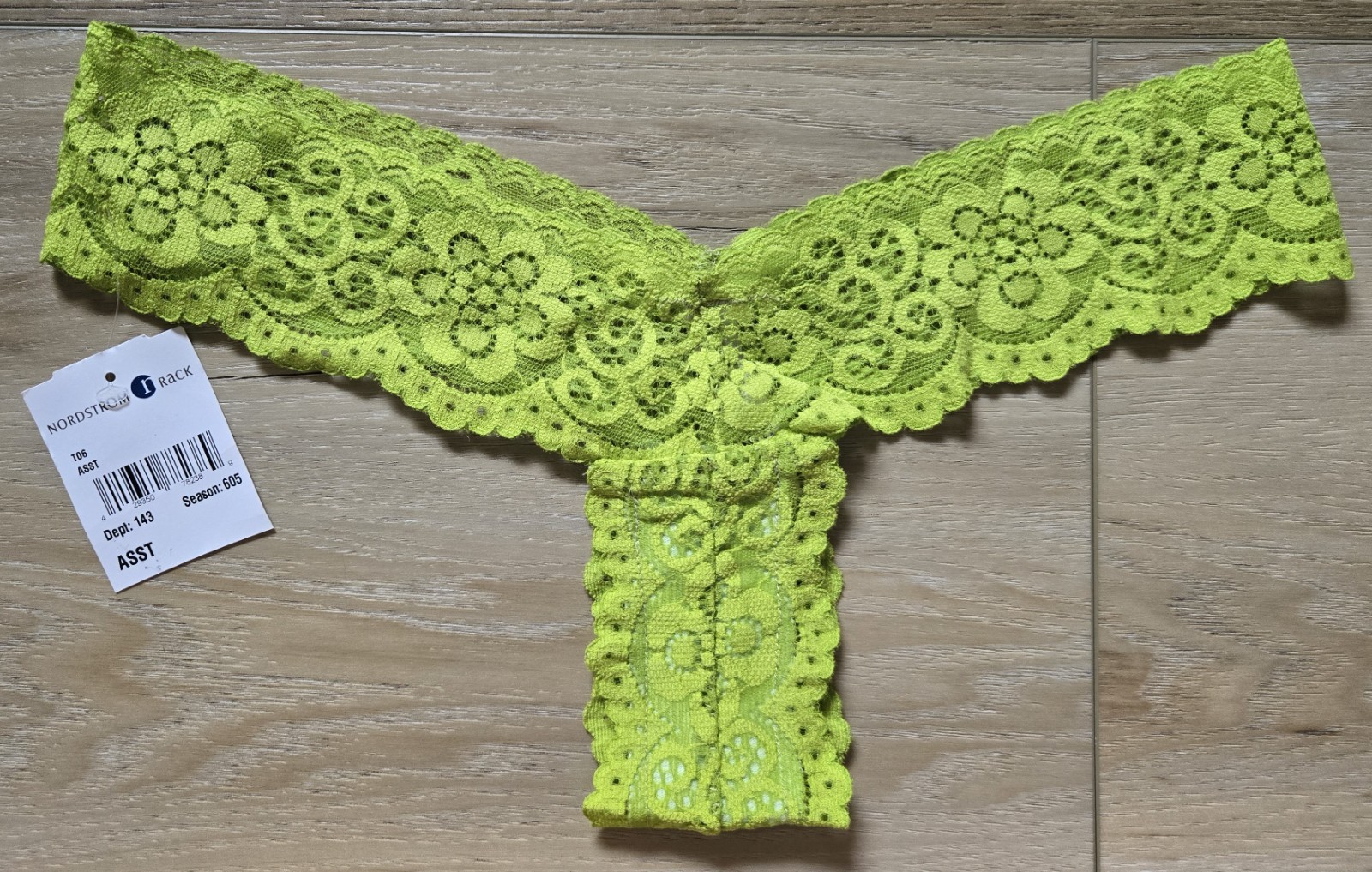 NWT Nordstrom Rack Acid Green Sheer Nylon Blend Lace Thong String Panties S