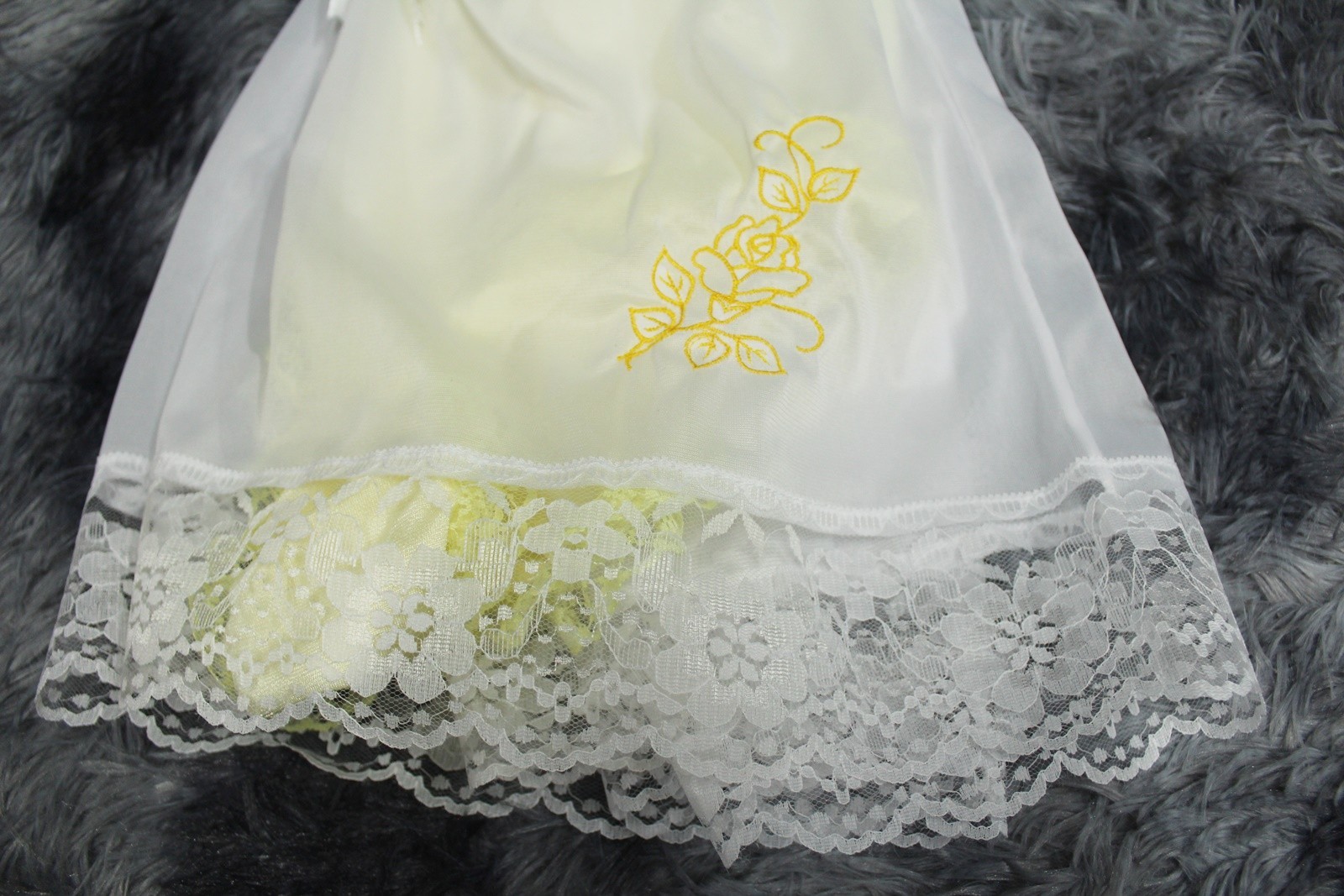 #A98 2XL/ElasticW.24-44″ 2in1 Yellow Nylon Full Brief + White Half Slip 15″