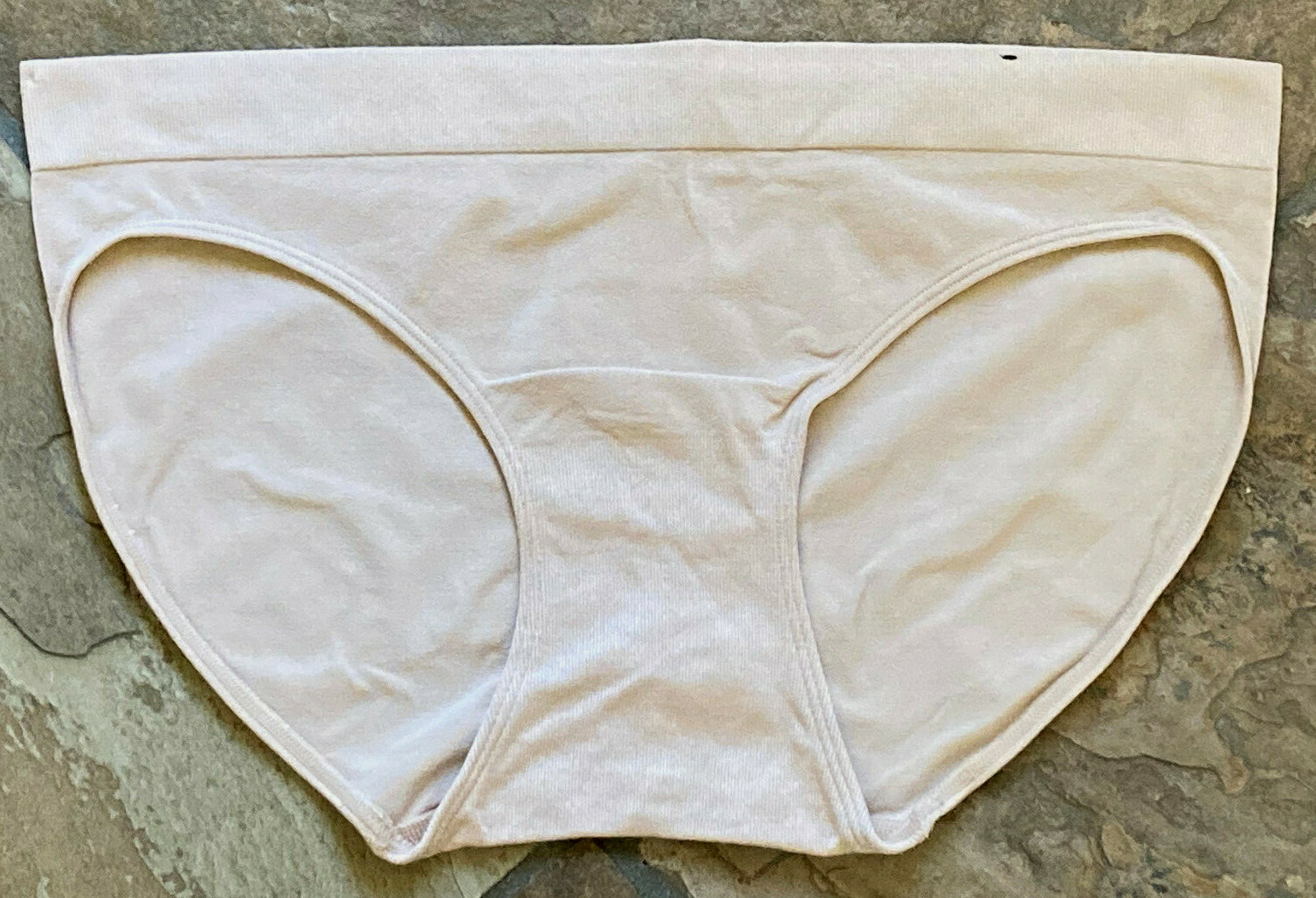 WACOAL Size XL Nude B Smooth Ruched behind Nylon Blend Bikini Panty #832175