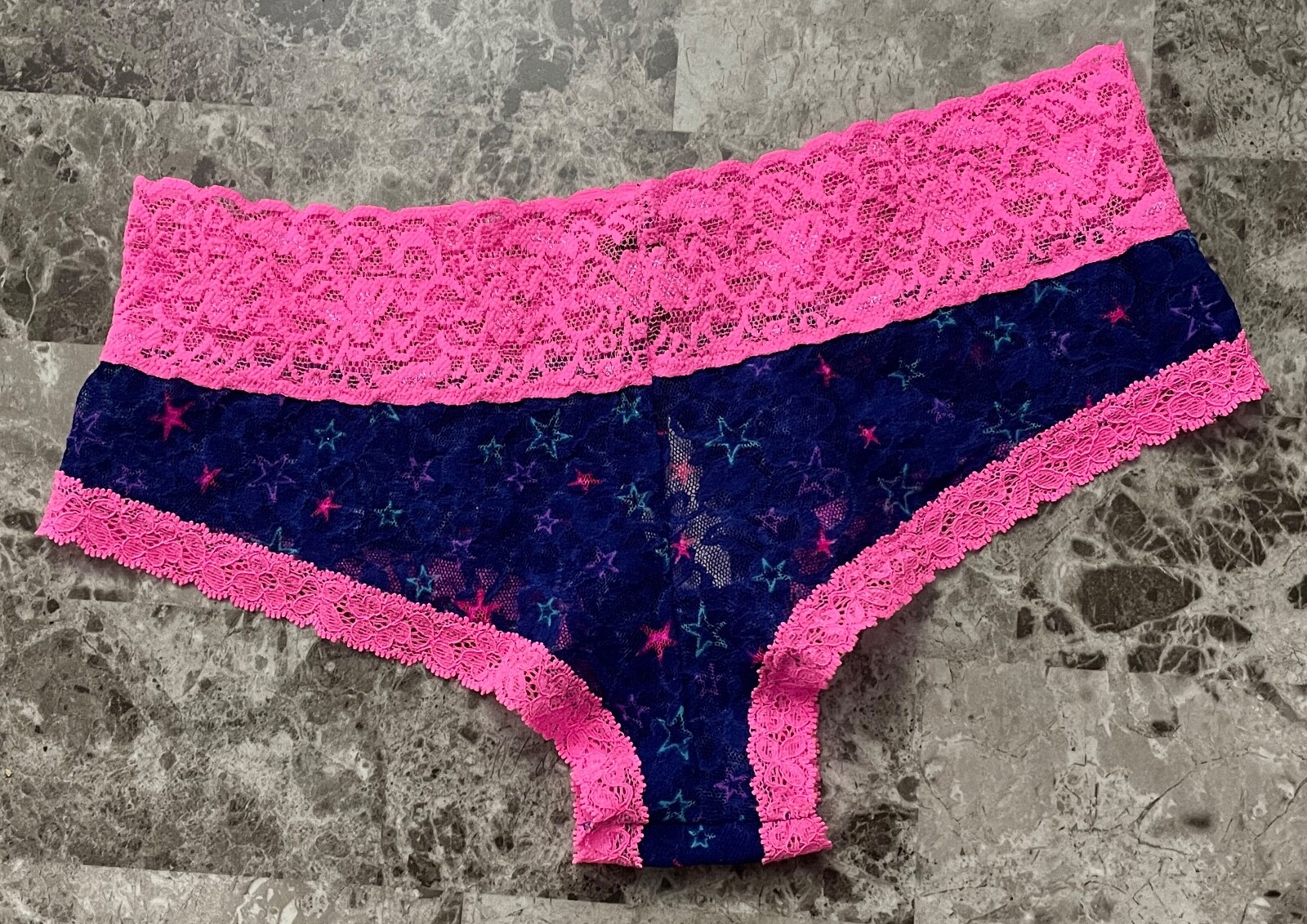 NWT VICTORIA’S SECRET S NEON PINK STAR THE LACIE FLORAL LACE RARE CHEEKY PANTIES