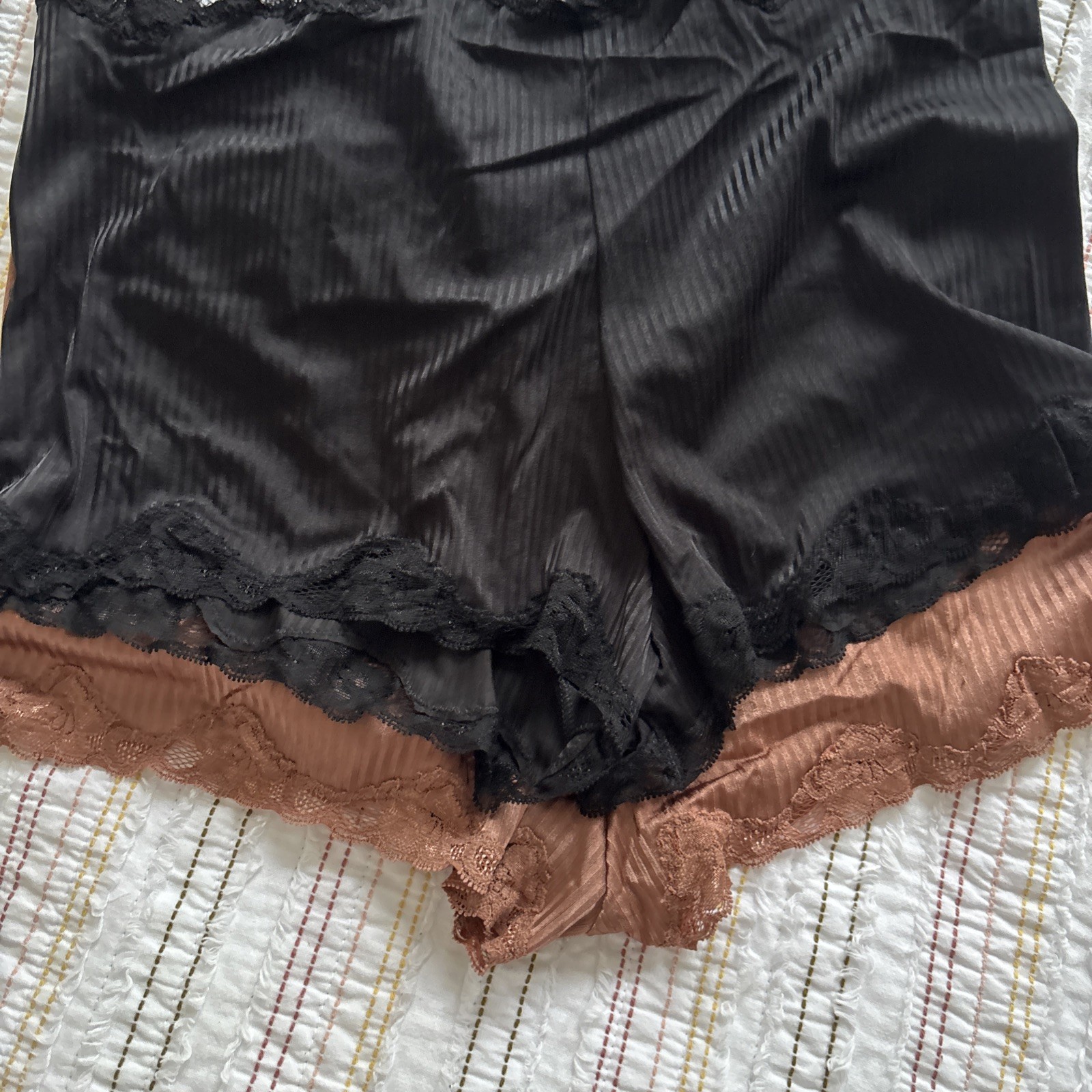 VTG NWT Delta Burke Womens Lace Hipster Panties 2pk Brown Black Size 9 2X