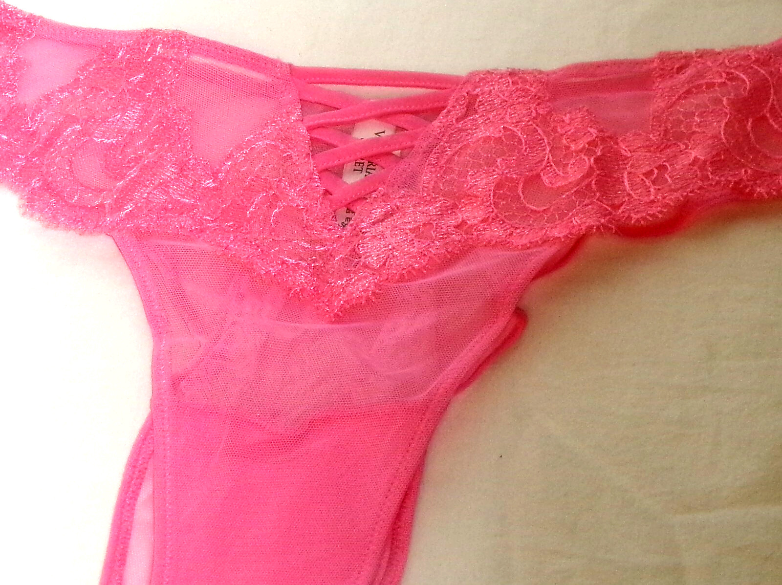 NWT VICTORIA’S SECRET DREAM ANGEL PINK BOHO FLORAL EMBROIDERY BRAZILLIAN PANTY M