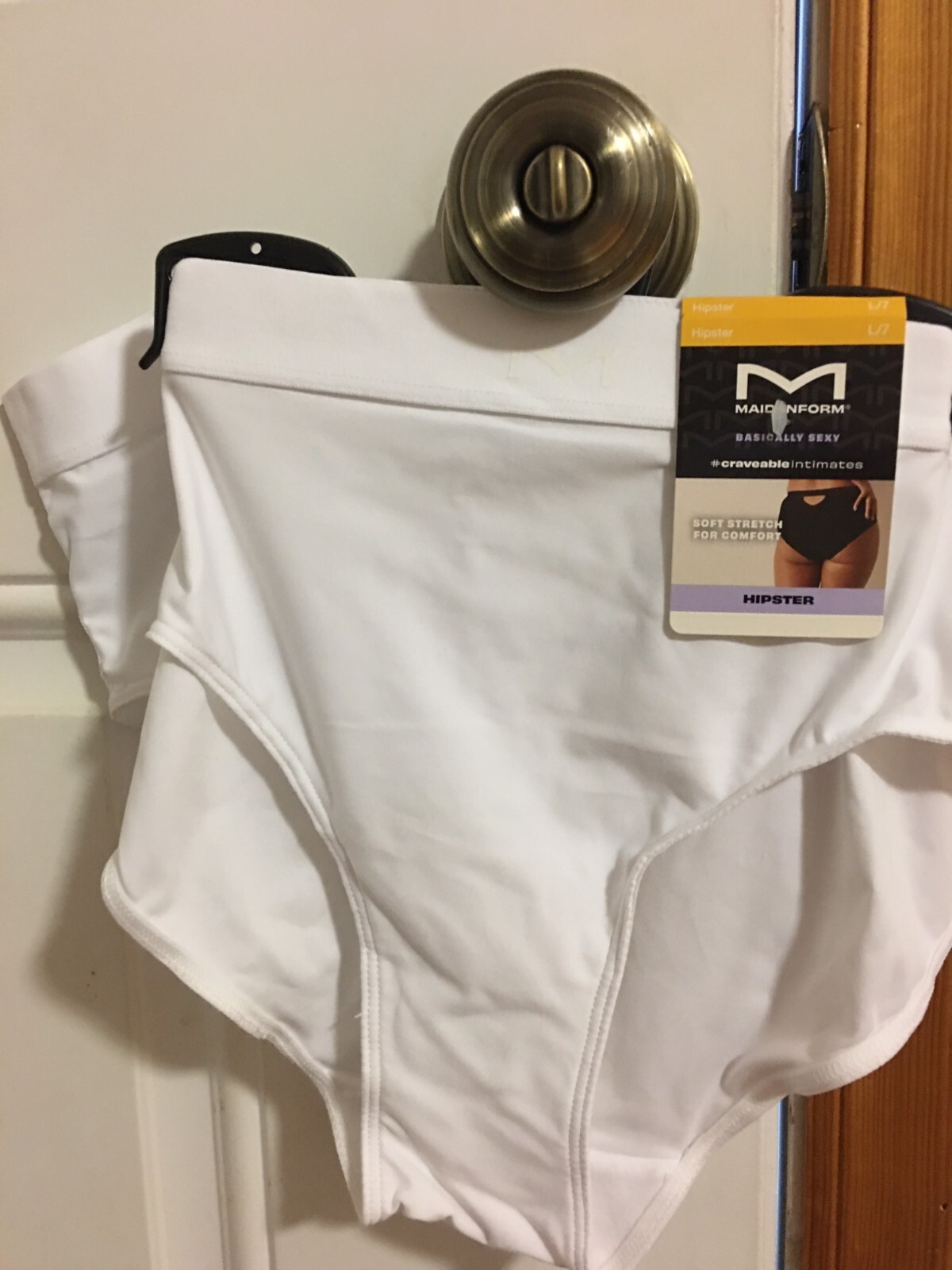 BRAND NEW WOMEN’S SIZE LARGE (7) MAIDENFORM MICROFIBER HIPSTER PANTIES