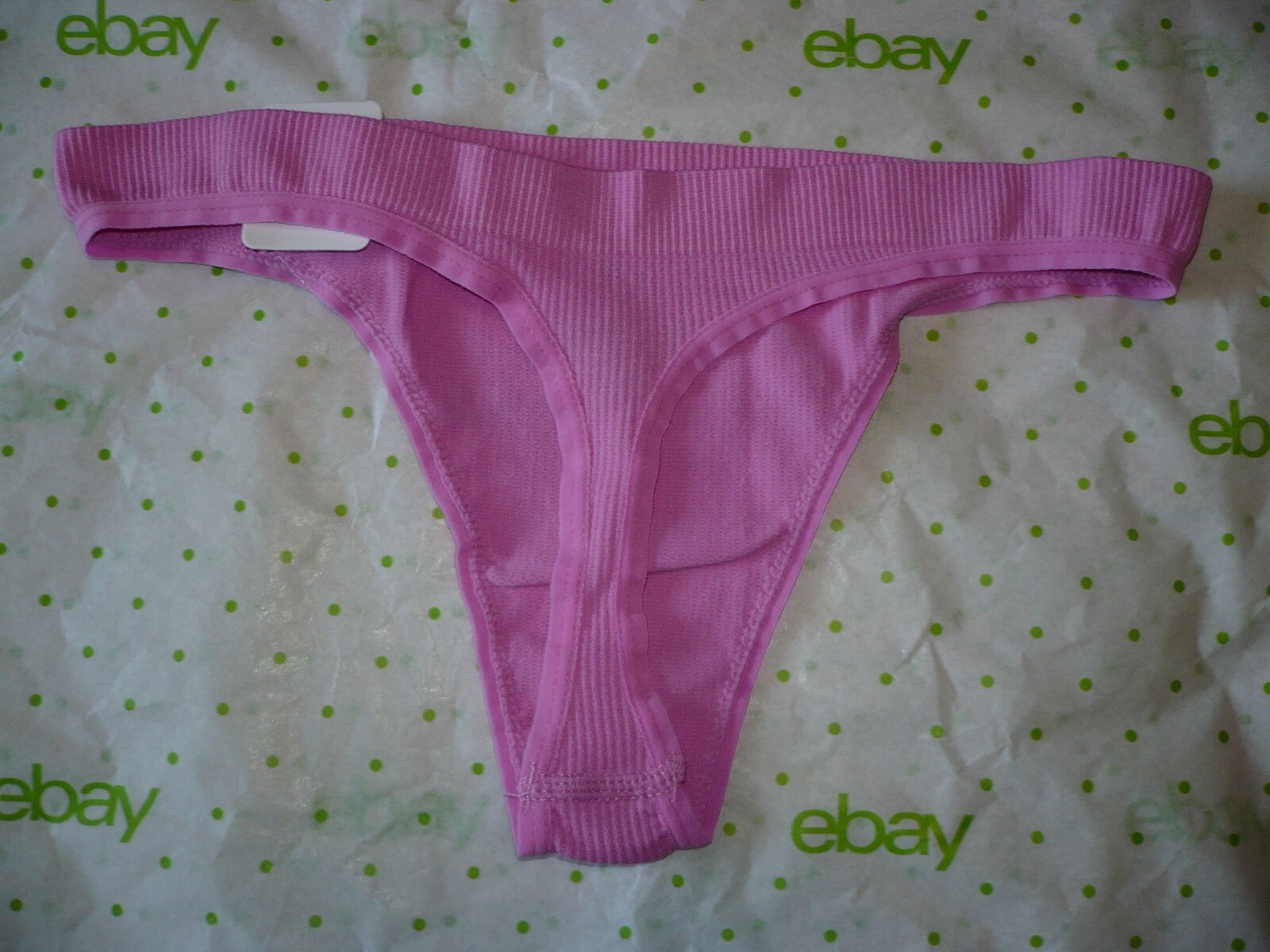 Rue 21 Women’s Seamless Ribbed Thong Panties SMALL Bright Pink New