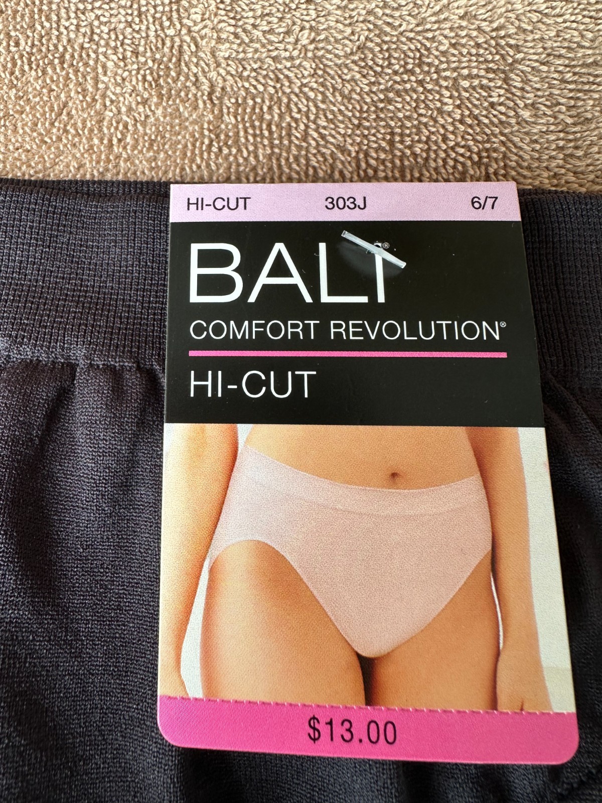 Bali Comfort Revolution Hi-Cut Panty Size 6/7 Black NEW in Package