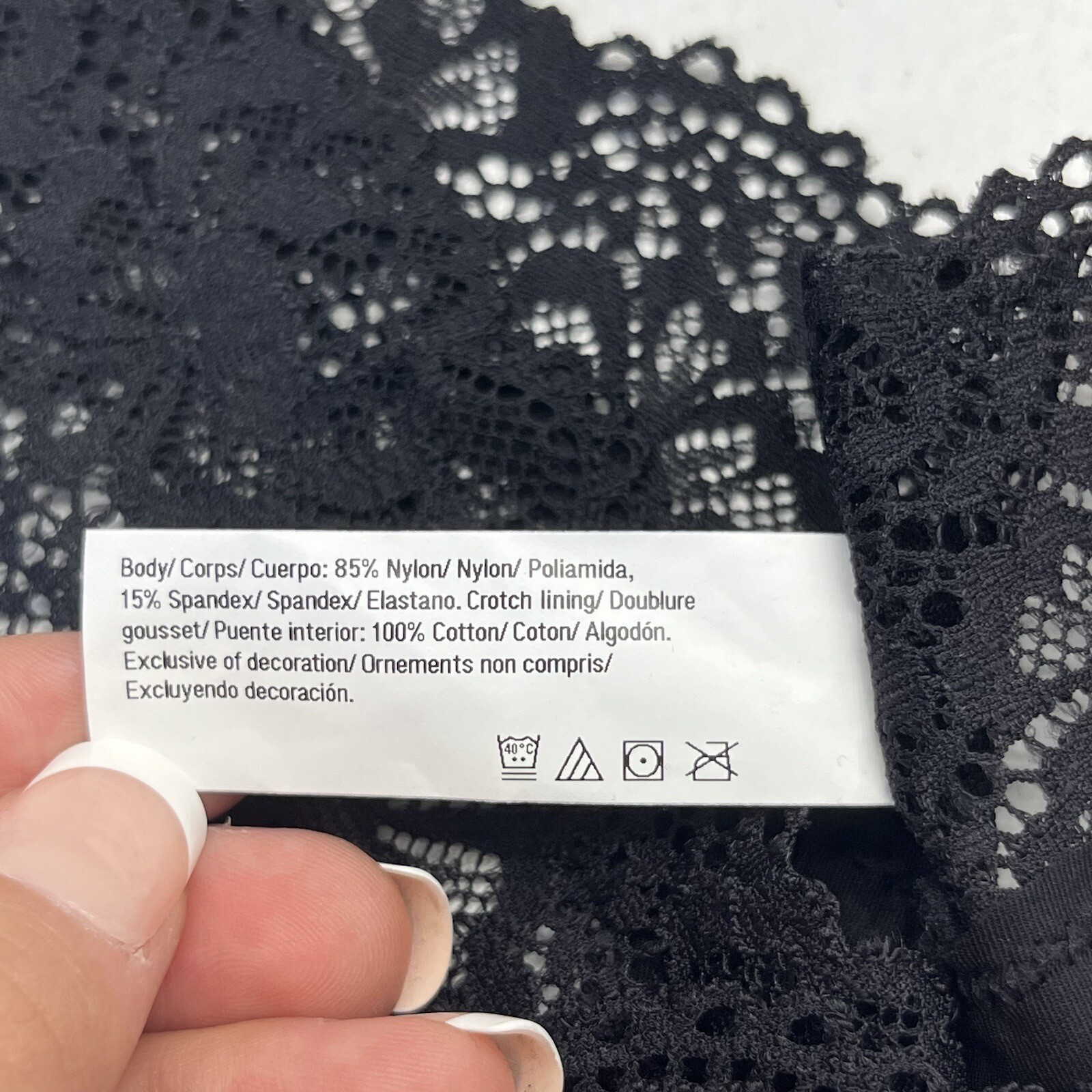 Maidenform Black Luxurious Lace Trim Thong Womens Size X-Large (8)