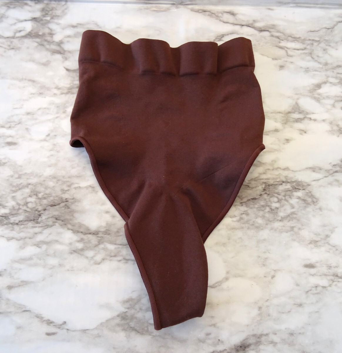 Skims 0198# Sculpting Mid Waist Thong Shapewear US Size XXS/XS