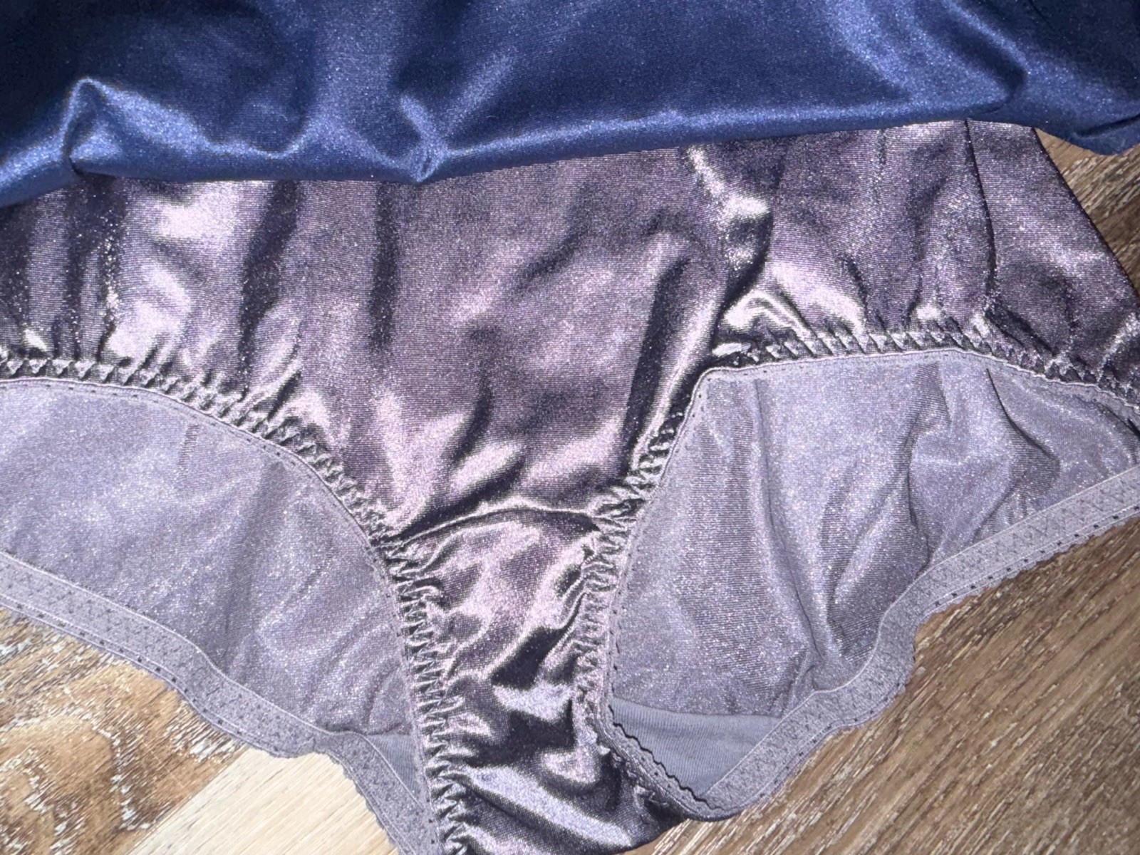 Vanity Fair Radiant ~ Womens Brief Underwear Panties 3-Pair Nylon (B) ~ M/6