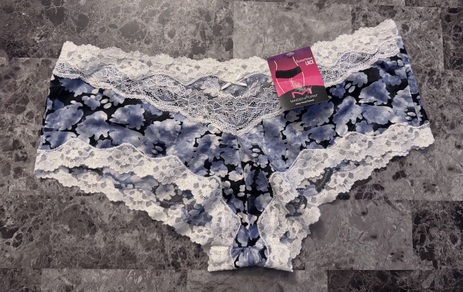 NWT MAIDENFORM XXL SATIN SMOOTH BLACK BLUE FLORAL WHITE LACE HIPSTER PANTIES