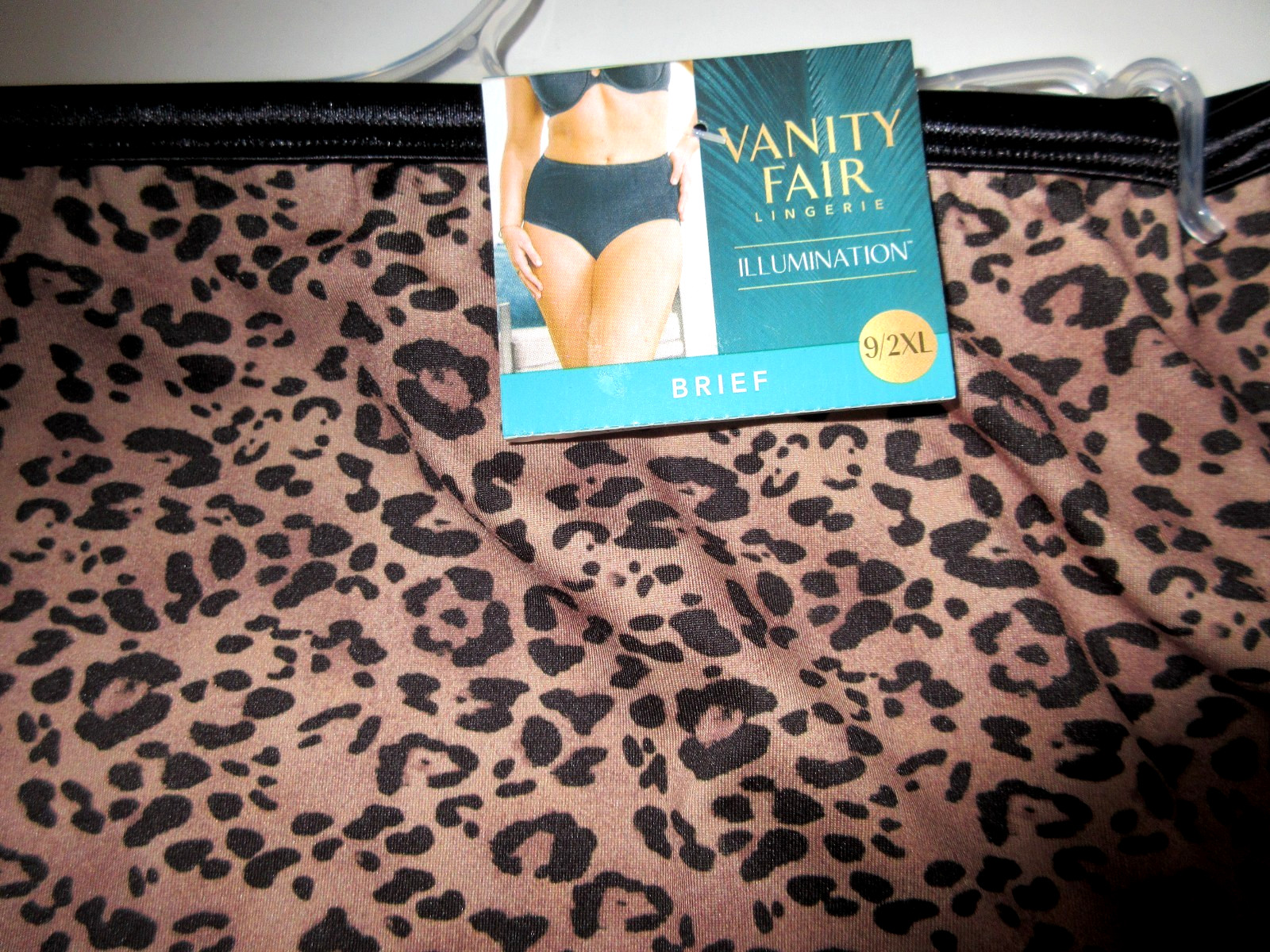 Vanity Fair BRIEF Body Shine Illumination Panties Nylon 13109 leopard ~ 9/2XL