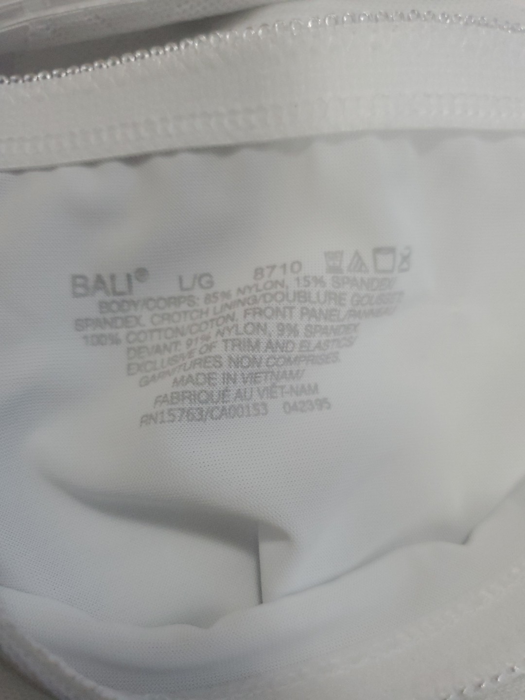 NEW! Women’s 2-Pack Bali Tummy Firm Control Shaping Brief Panty x710 – White L