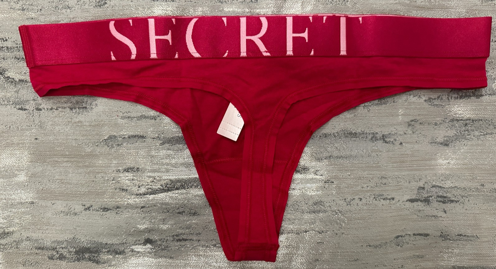 NWT Victoria’s Secret Cotton Exploded Logo Cotton Thong Panty Vibrant Fuchsia M
