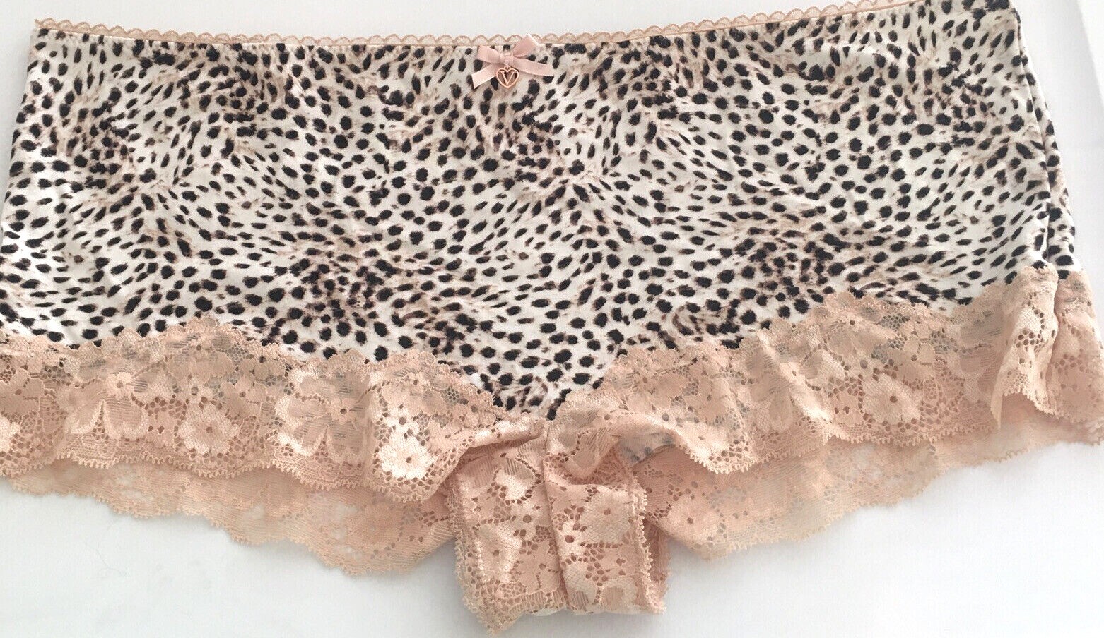 Victorias Secret Champagne Cheetah Shortie Boyshort Panty Size XL Soft Sexy Lace